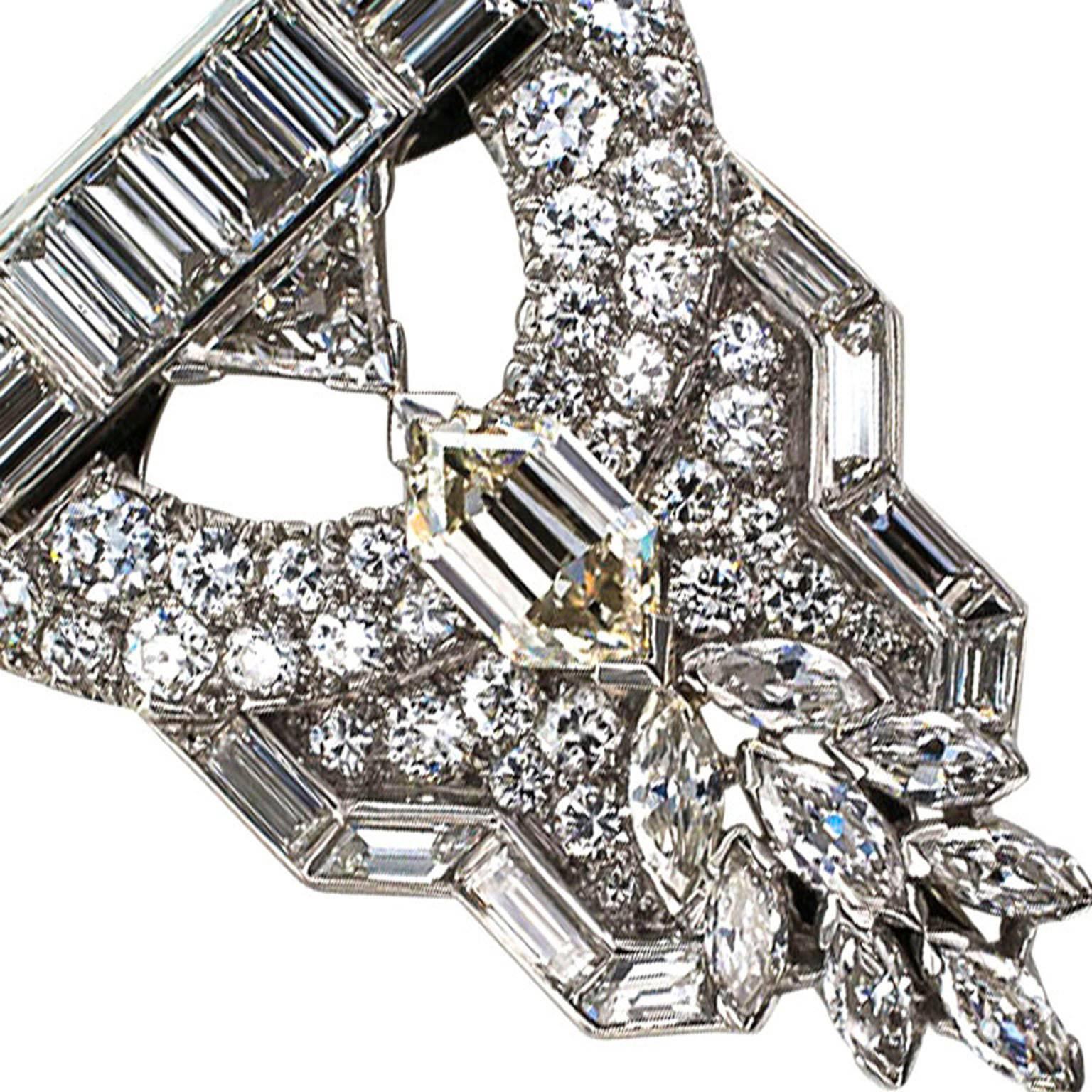 Women's or Men's Art Deco Fancy Cut Diamond Platinum Clip Brooch