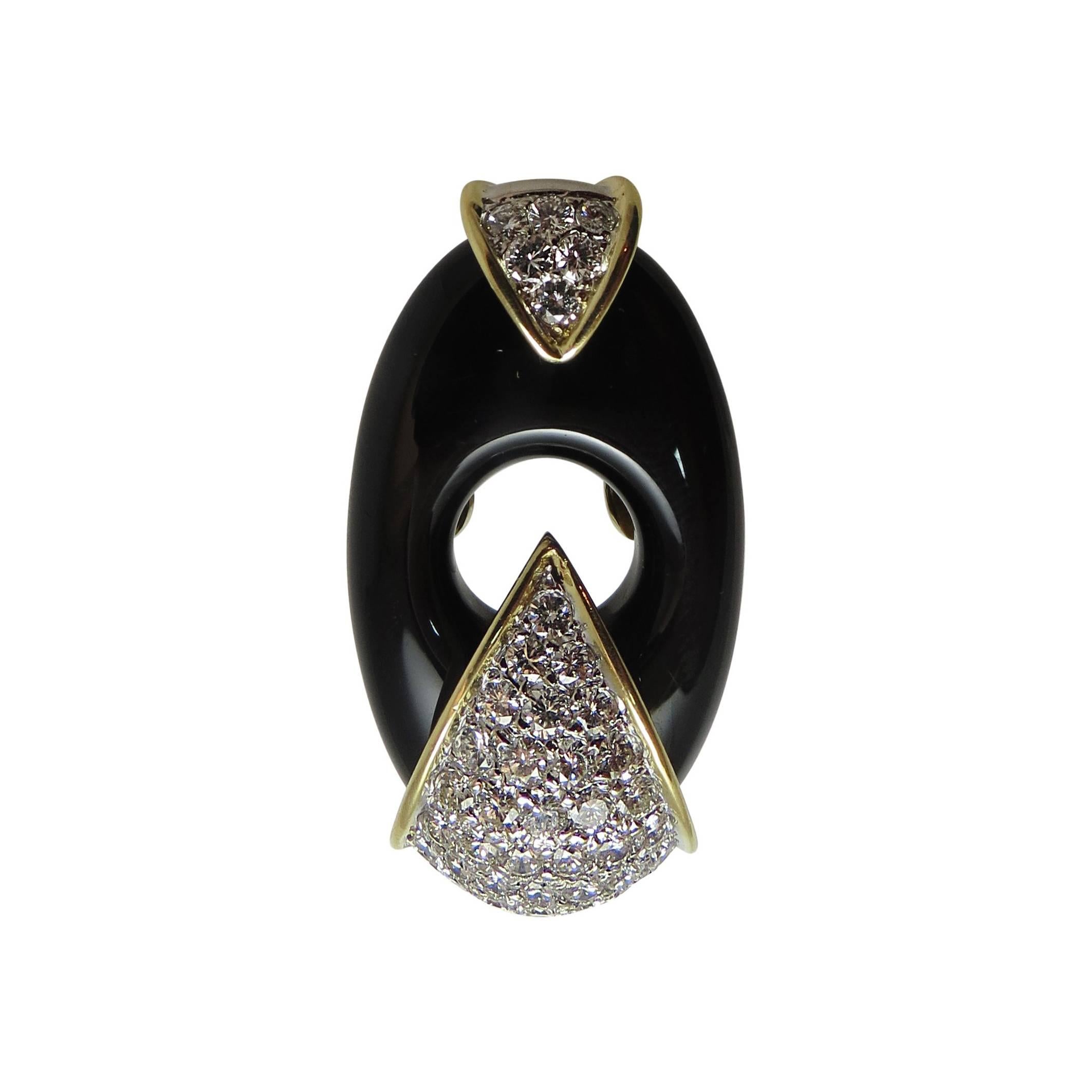 Dramatic 18 Karat Yellow Gold, Diamond and Black Onyx Ring