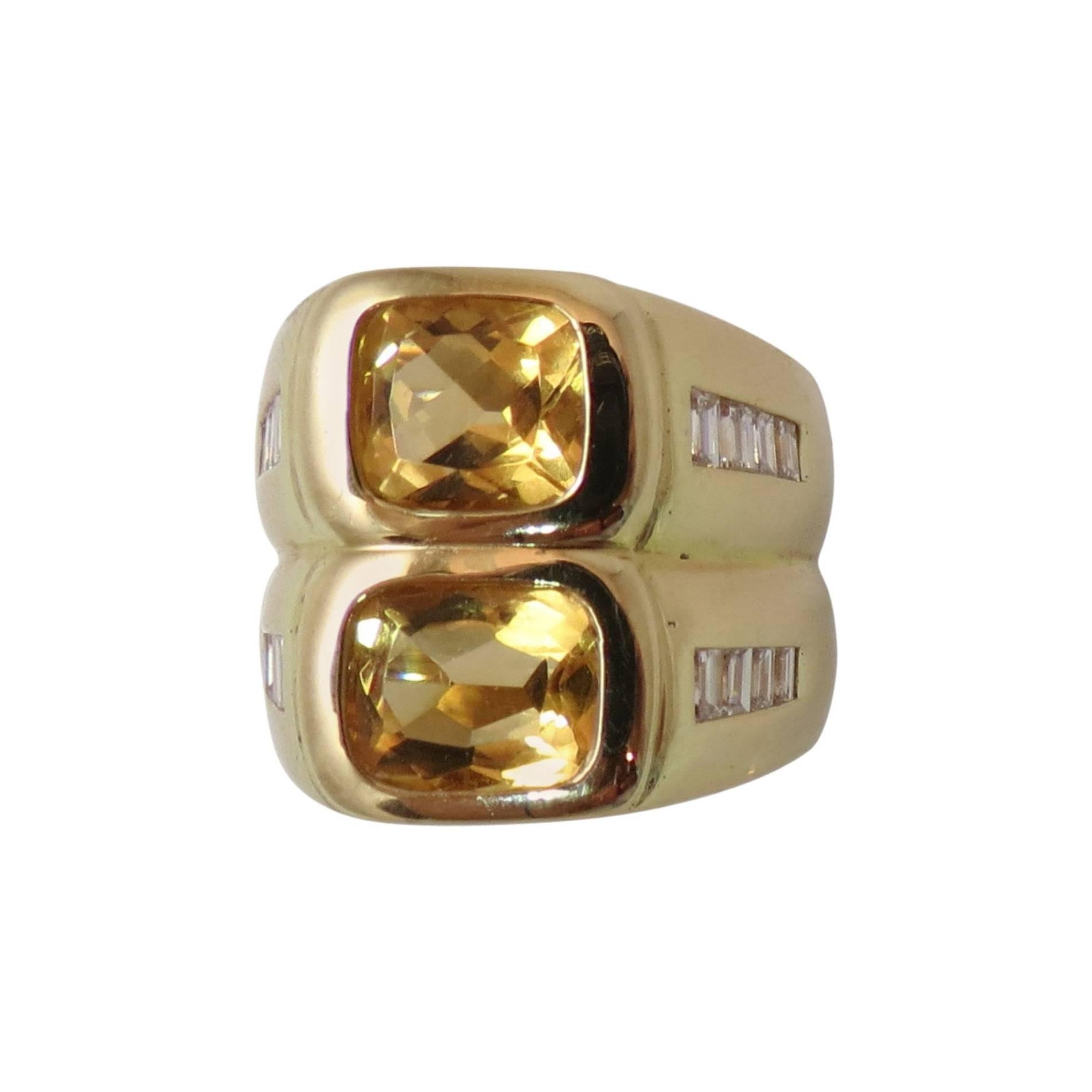 Contemporary 18 Karat Yellow Gold and Citrine Diamond Ring For Sale