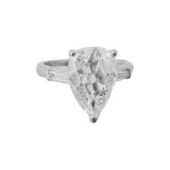 Classic 2.76ct Pear Shape Diamond with Tapered Baguettes in Platinum Mounting