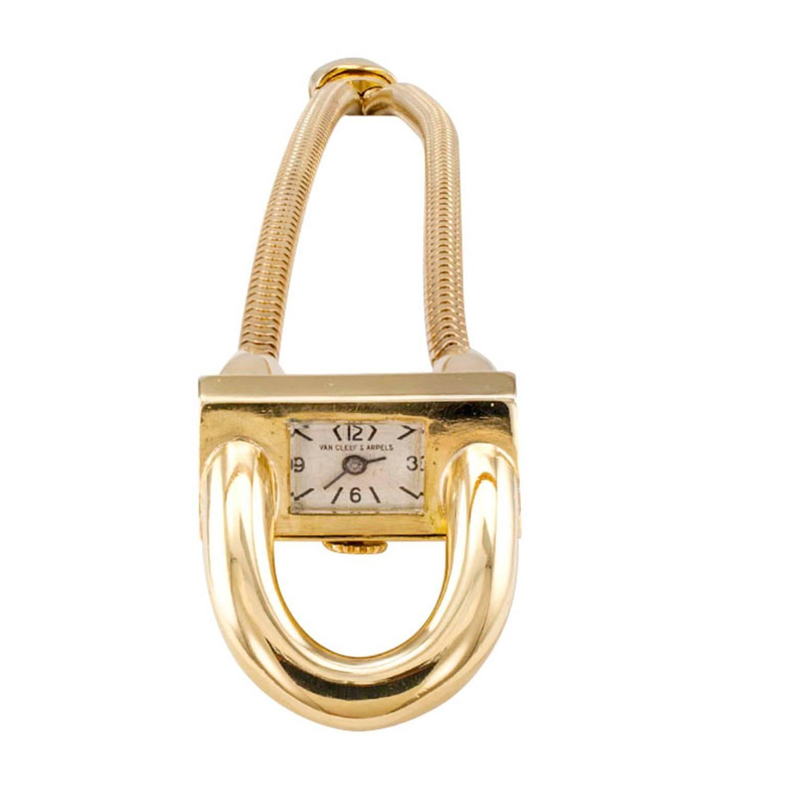  1940s Van Cleef & Arpels Ladies Yellow Gold Cadenas Retro Wristwatch 1