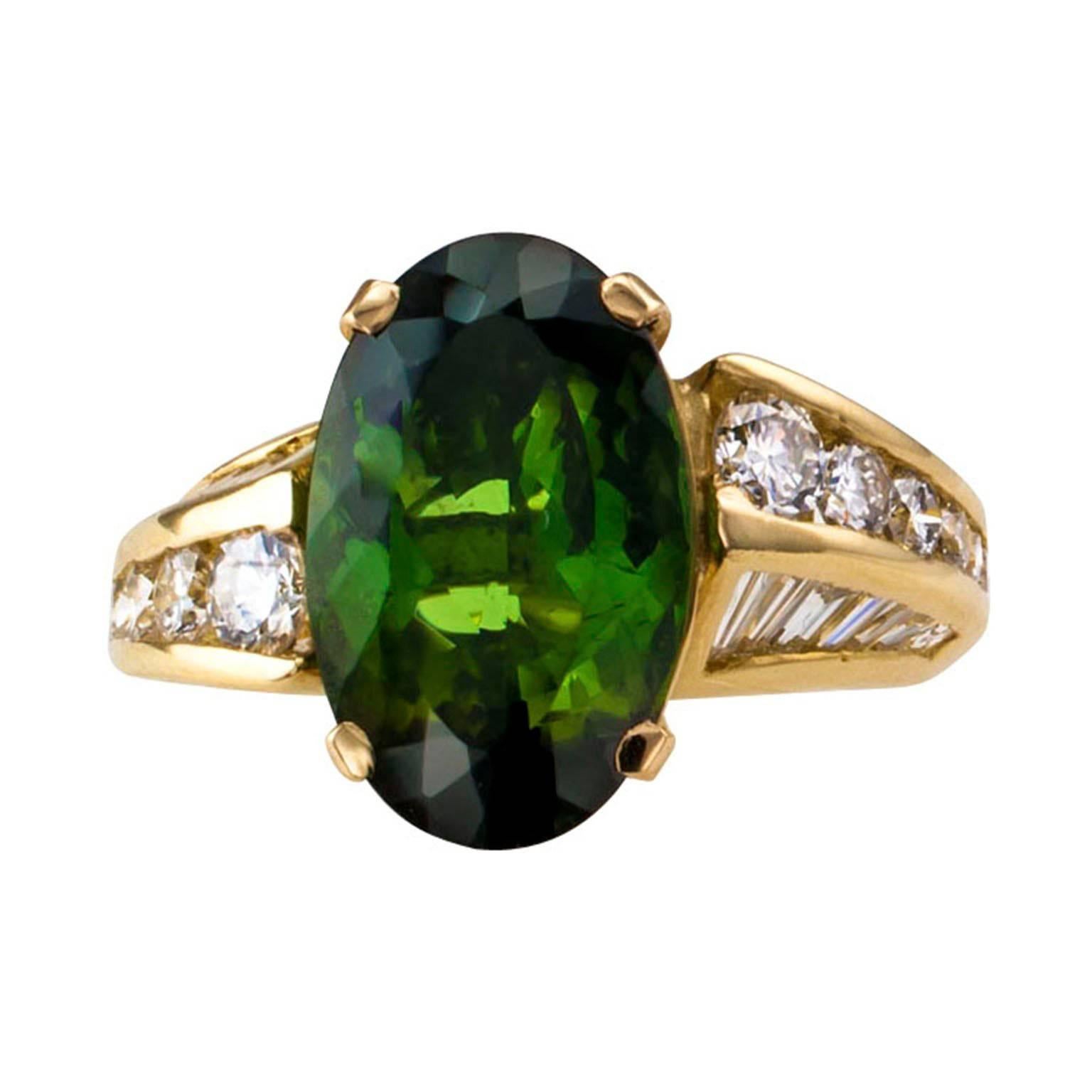 Contemporary Green Tourmaline Diamond Gold Ring