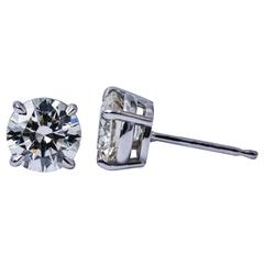 1.81 Carats Brilliant Diamond Studs Earrings Basket Setting 10