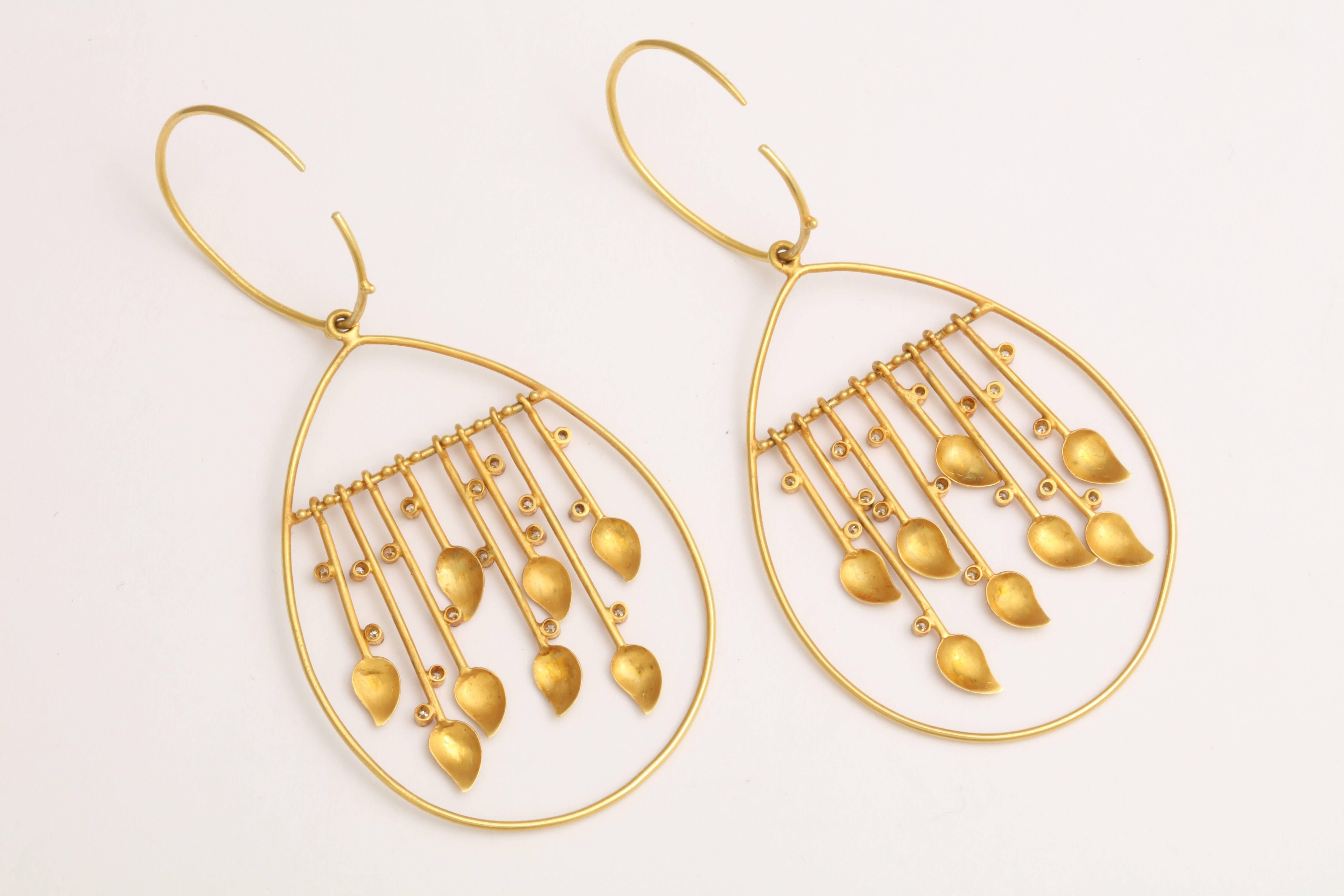 Diamond Gold Raindrop Earrings For Sale 2