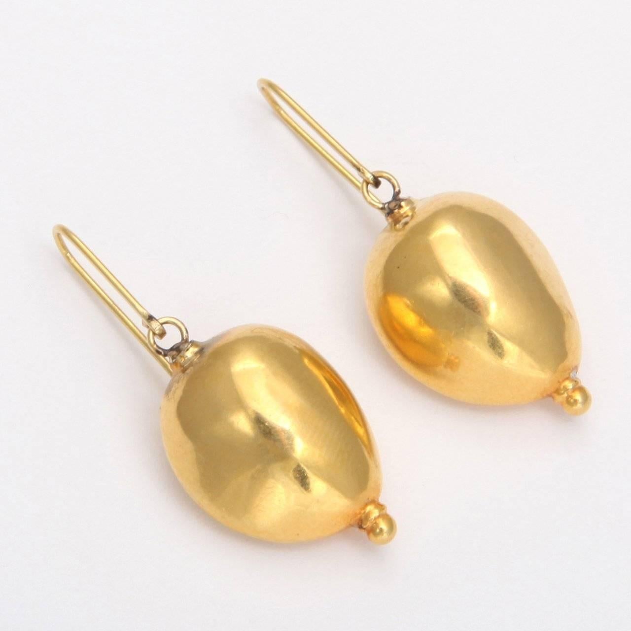 Gold Edamame Earrings In New Condition For Sale In Fifth Avenue, NY