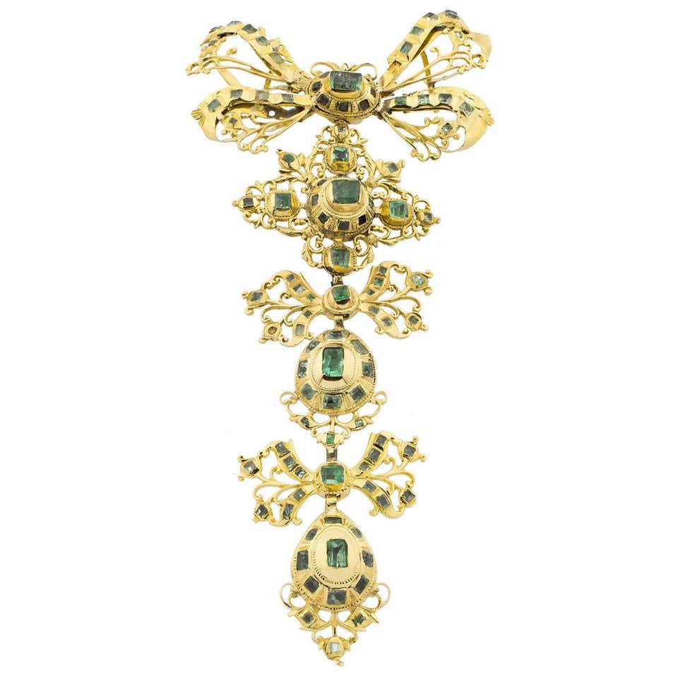 18th Century Spanish Emeralds Gold Pendant at 1stDibs