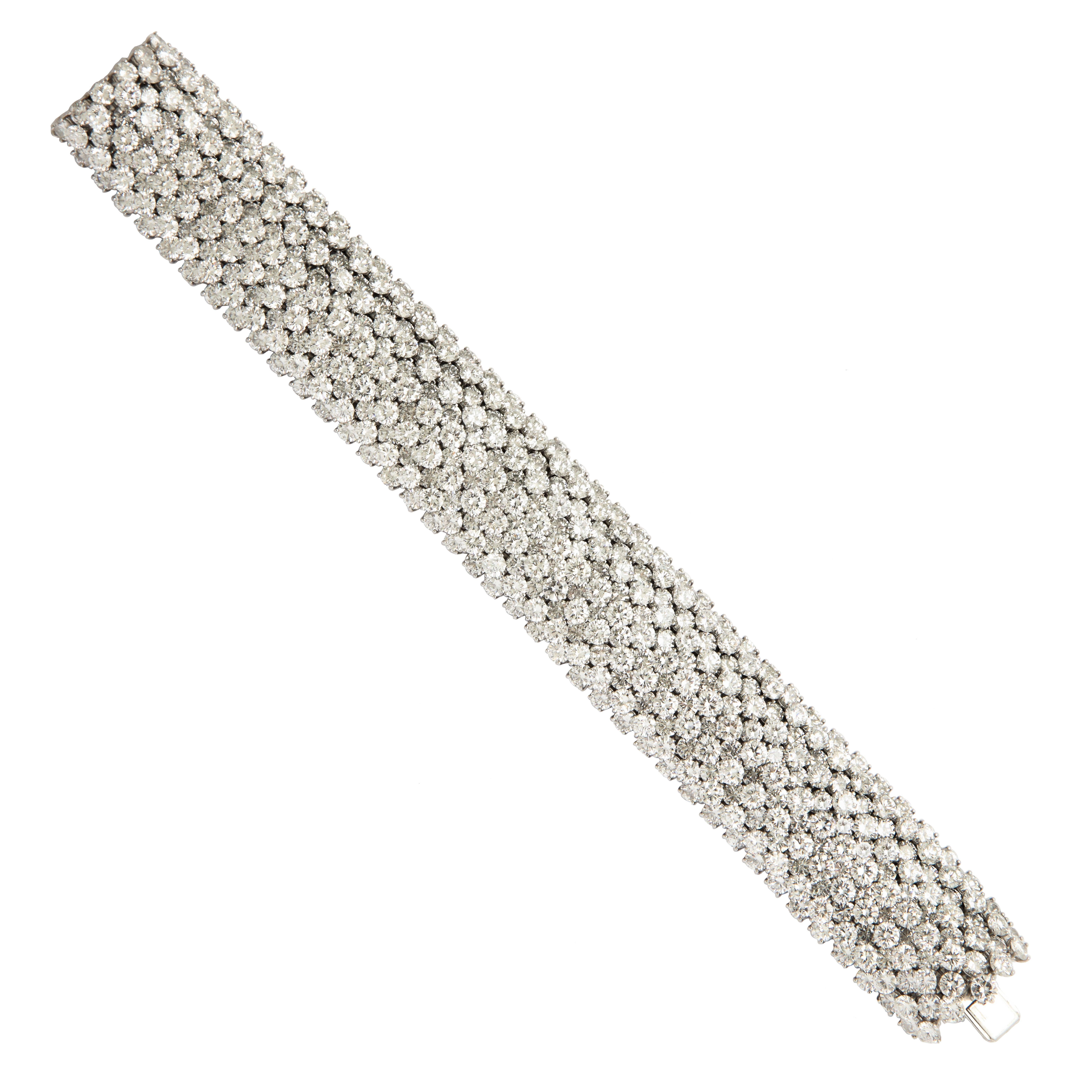 Important Van Cleef & Arpels Diamond Bracelet