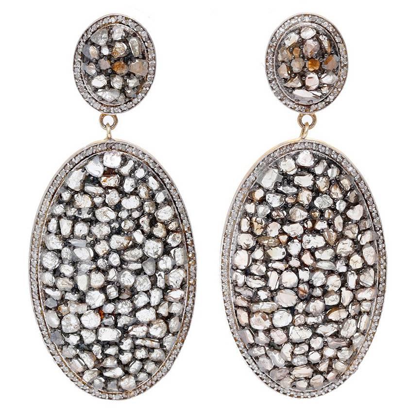14 Karat vergoldete, geschliffene Pavé-Diamant-Ohrringe im Angebot