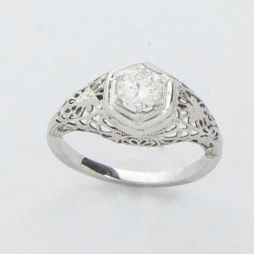 Round Cut Art Deco Diamond Filigree Platinum Solitaire Engagement Ring Estate Fine Jewelry For Sale