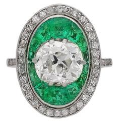 Antique Old Mine Cut Diamond and Emerald Ring 12