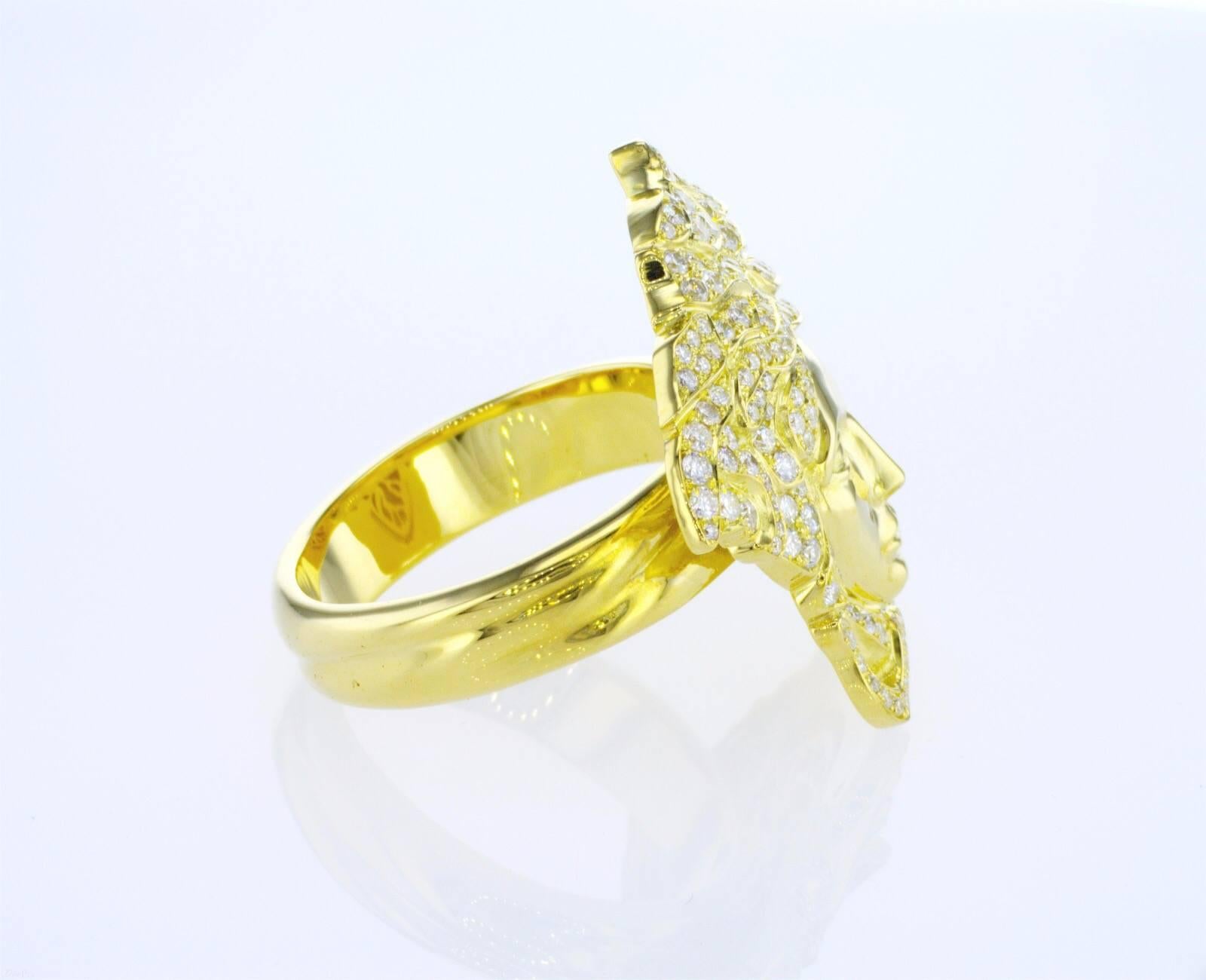 Medusa Ring aus 18 Karat Gold und Diamanten für Damen oder Herren im Angebot