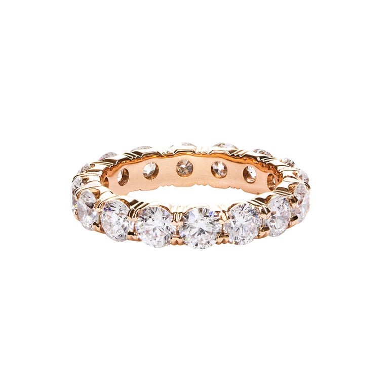 Round Cut Diamond Rose Gold Eternity Wedding Band For Sale at 1stDibs