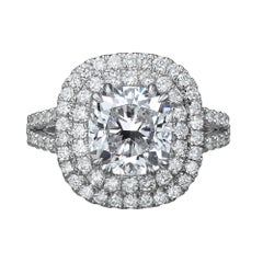 Certificado GIA  Anillo de compromiso de halo de diamantes talla cojín de 3,28 quilates E / VS1