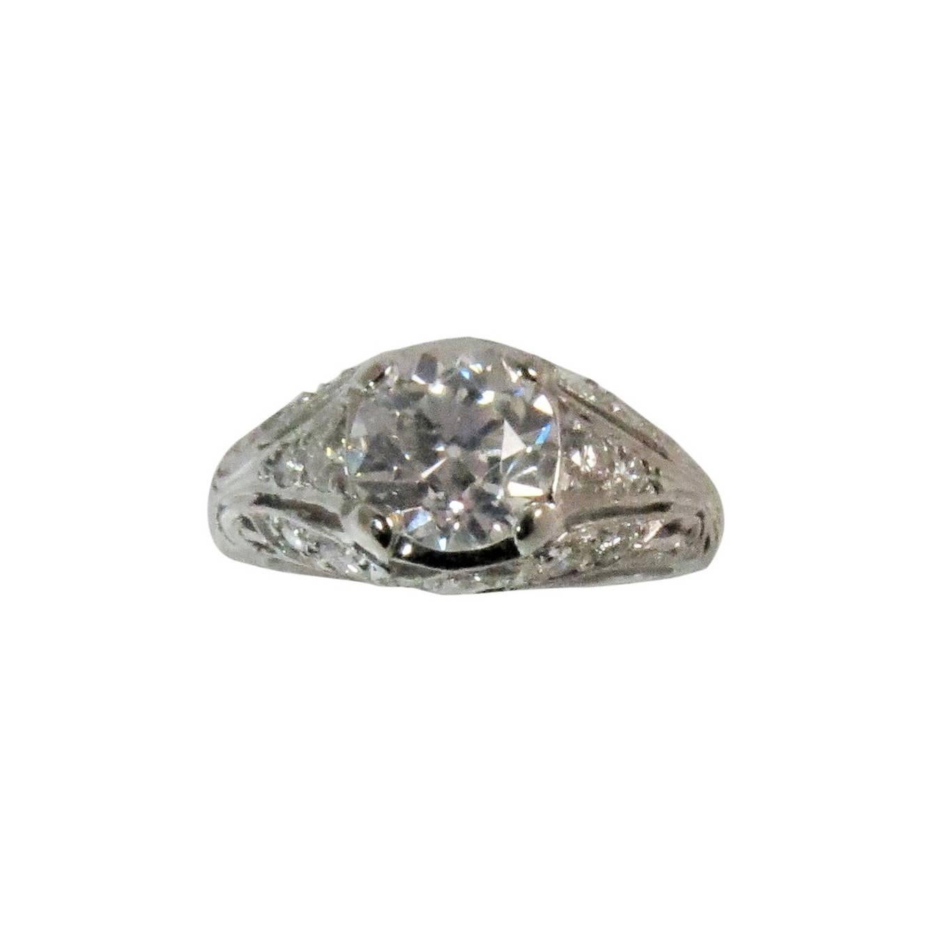 Vintage Platinum Ring With European Cut Diamond For Sale