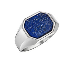 The Chevaliere Ring is in White Gold Set with a Lapis Lazuli 