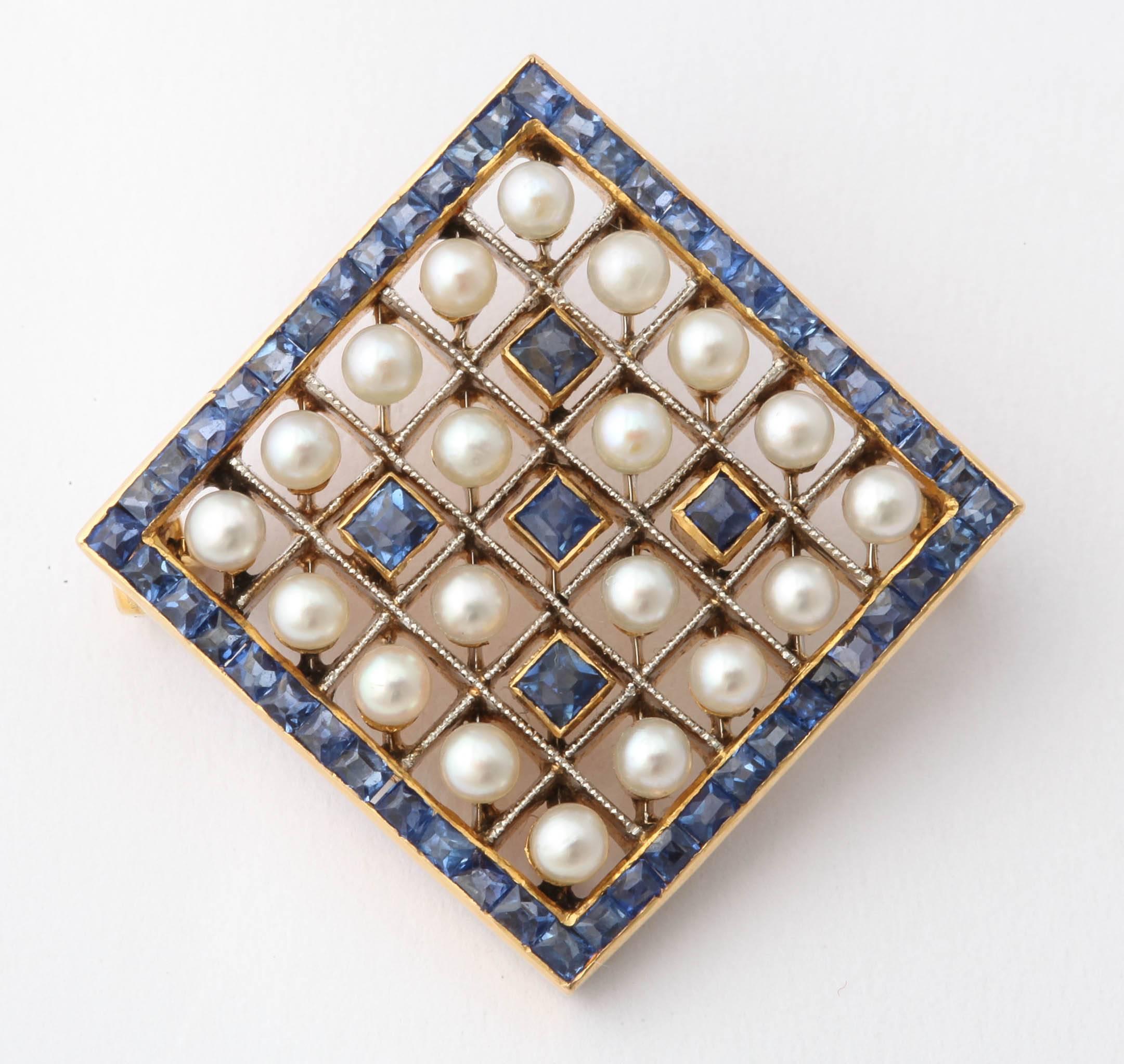 English Edwardian Pearl Sapphire and Gold Brooch, circa 1905 1