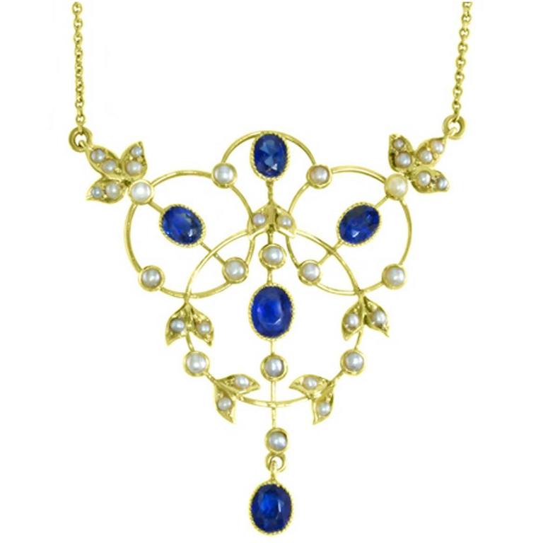 Blue Sapphire Pearl Gold Chain Link Necklace For Sale at 1stDibs