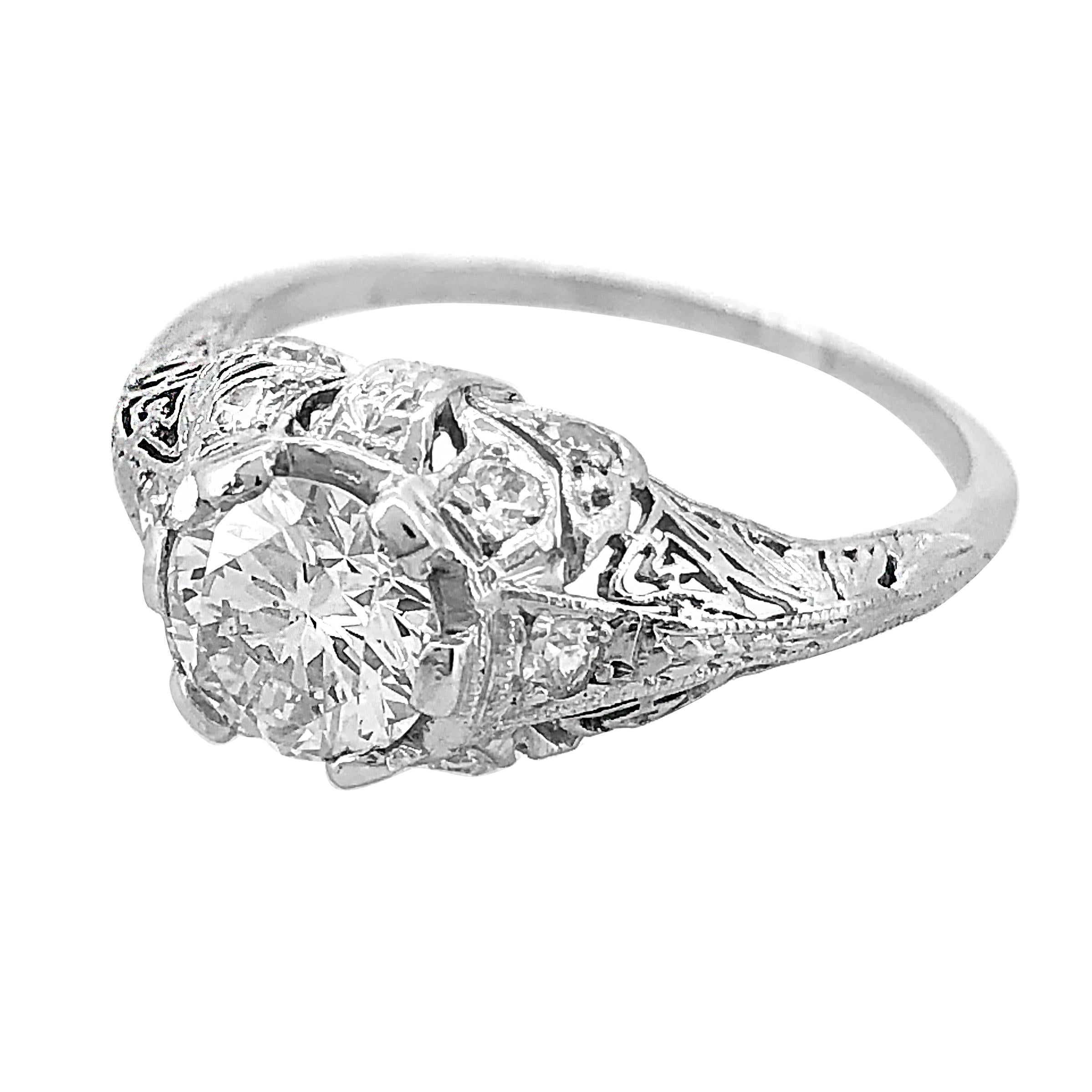 Edwardian .94 Carat Diamond and Platinum Antique Engagement Ring For Sale