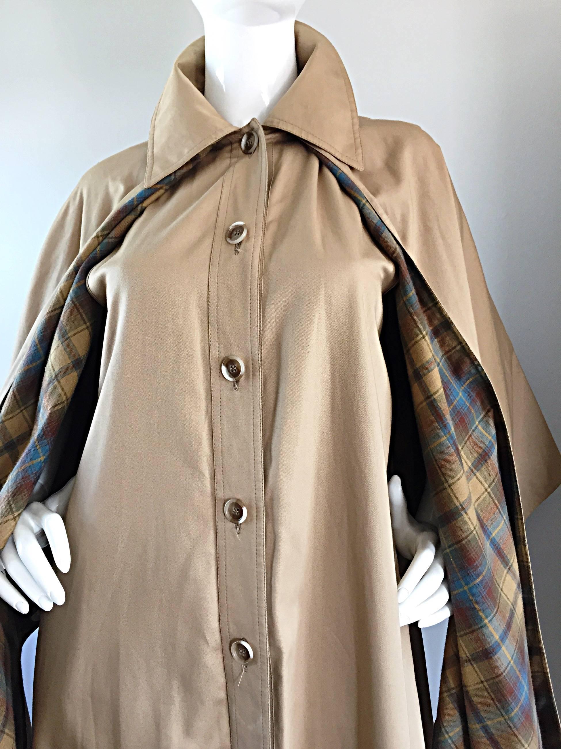 Women's Vintage Yves Saint Laurent ' Rive Gauche ' 1970s Khaki Plaid Cape Trench Jacket For Sale