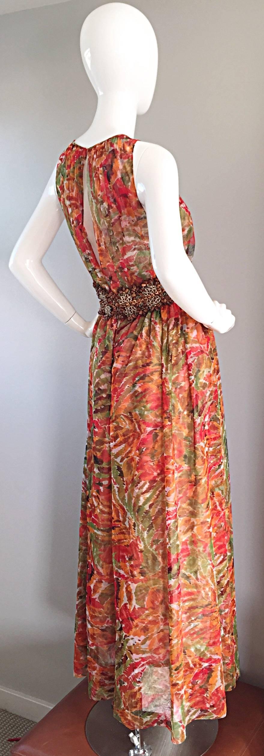 1990s Oscar de la Renta $5, 800 Size 6 / 8 Watercolor Boho Gown Dress Wooden Bead In New Condition For Sale In San Diego, CA