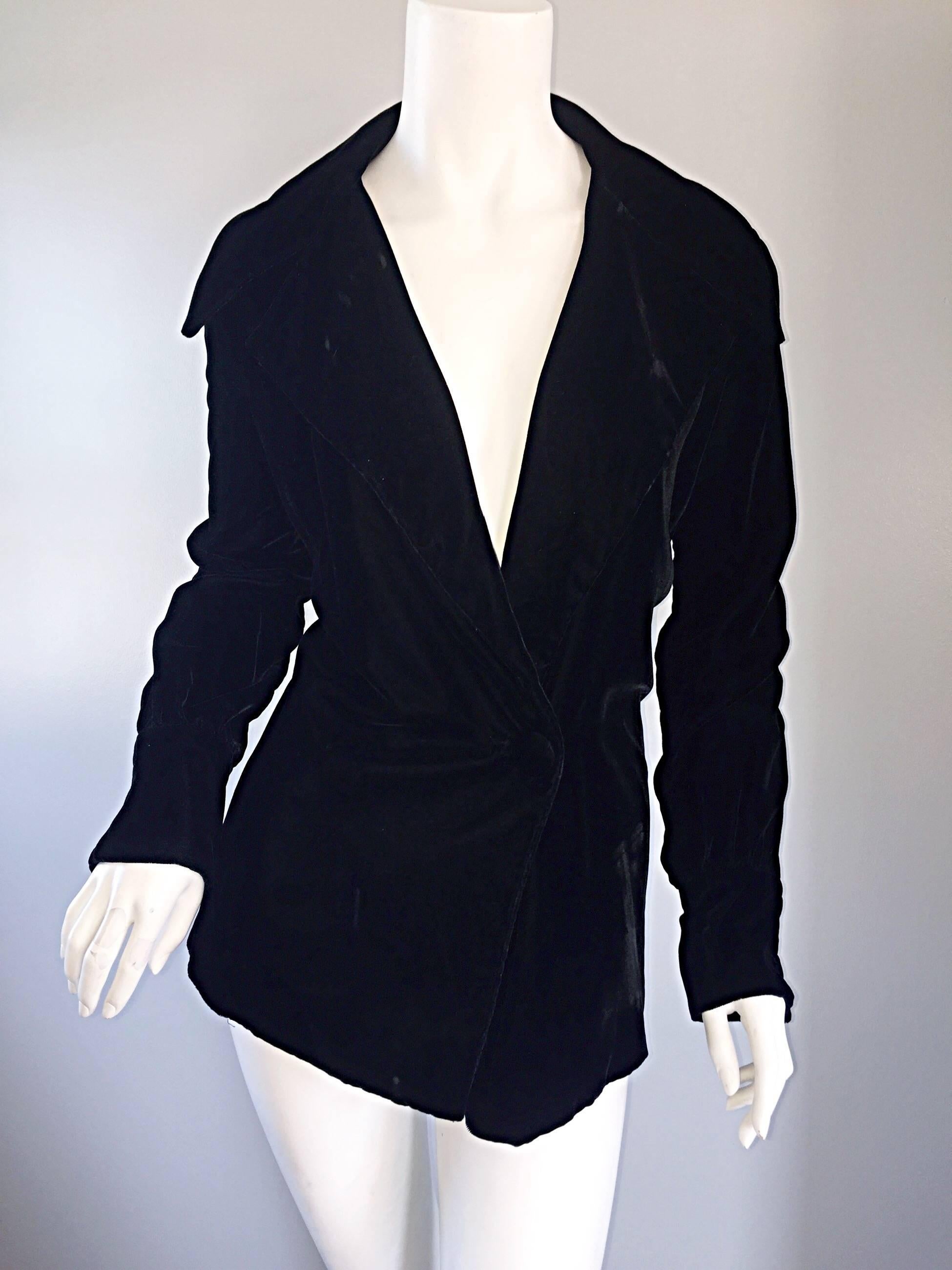 Chic 1960s 60s I. Magnin Black Silk Velvet Vintage Jacket w/ Portrait Collar  1