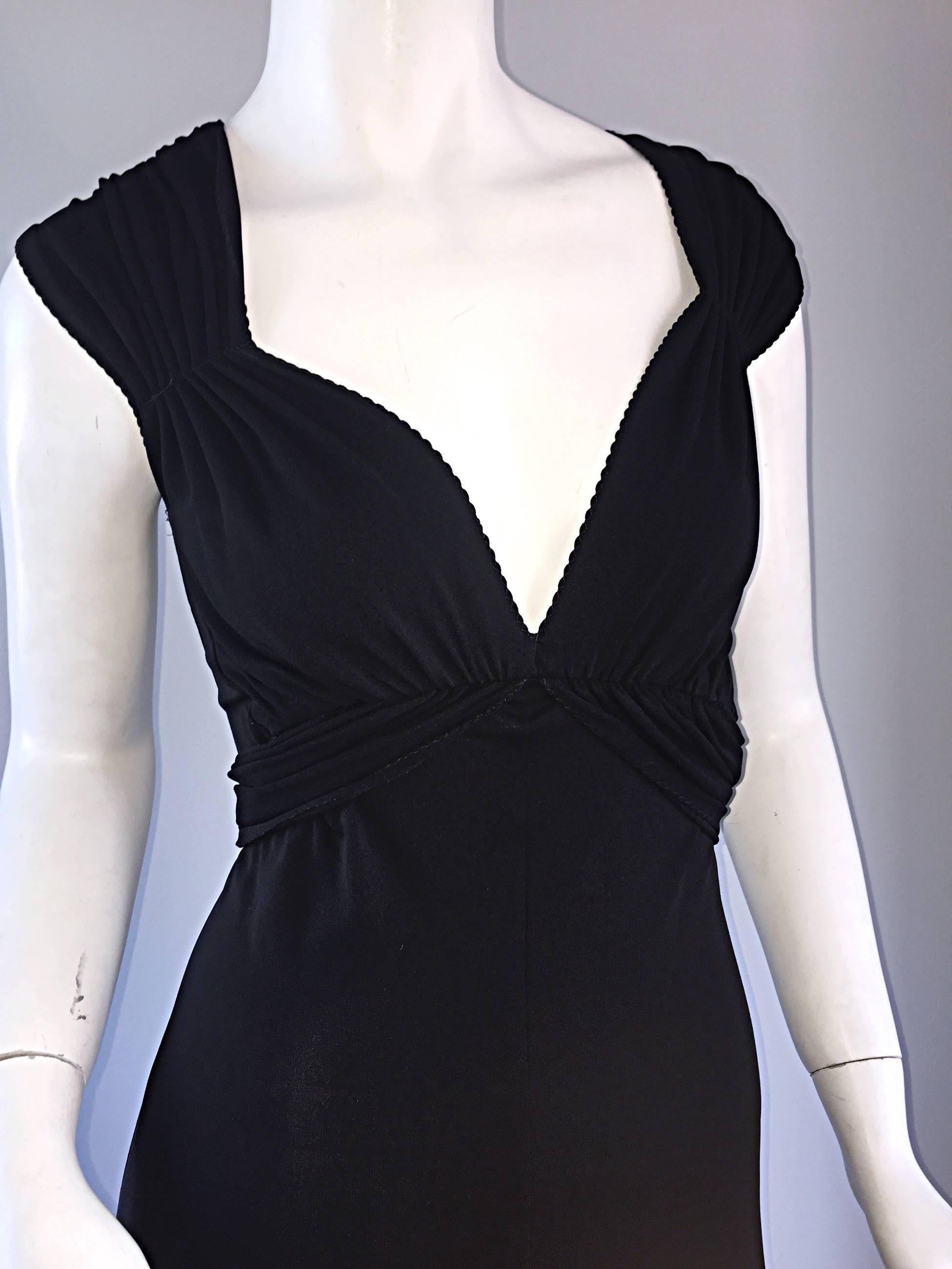 Women's Michael Kors Collection Black Cap Sleeve Jersey Little Black Dress Size 8 LBD For Sale