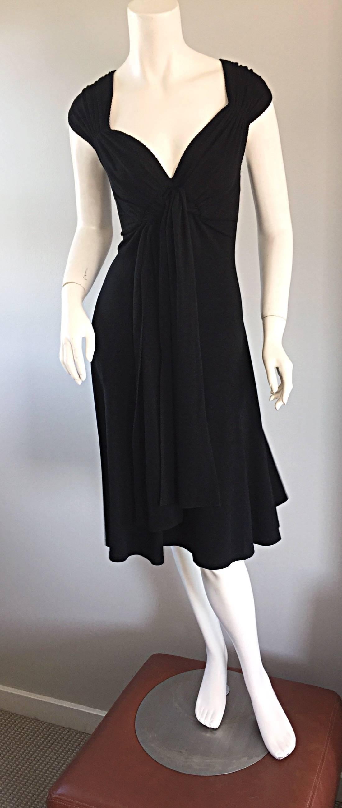 Michael Kors Collection Black Cap Sleeve Jersey Little Black Dress Size 8 LBD In Excellent Condition For Sale In San Diego, CA