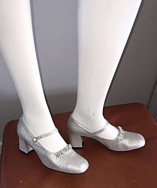 New 1960s 60s Vintage Silver Glitter Mod Babydoll Maryjane Heels Shoes
