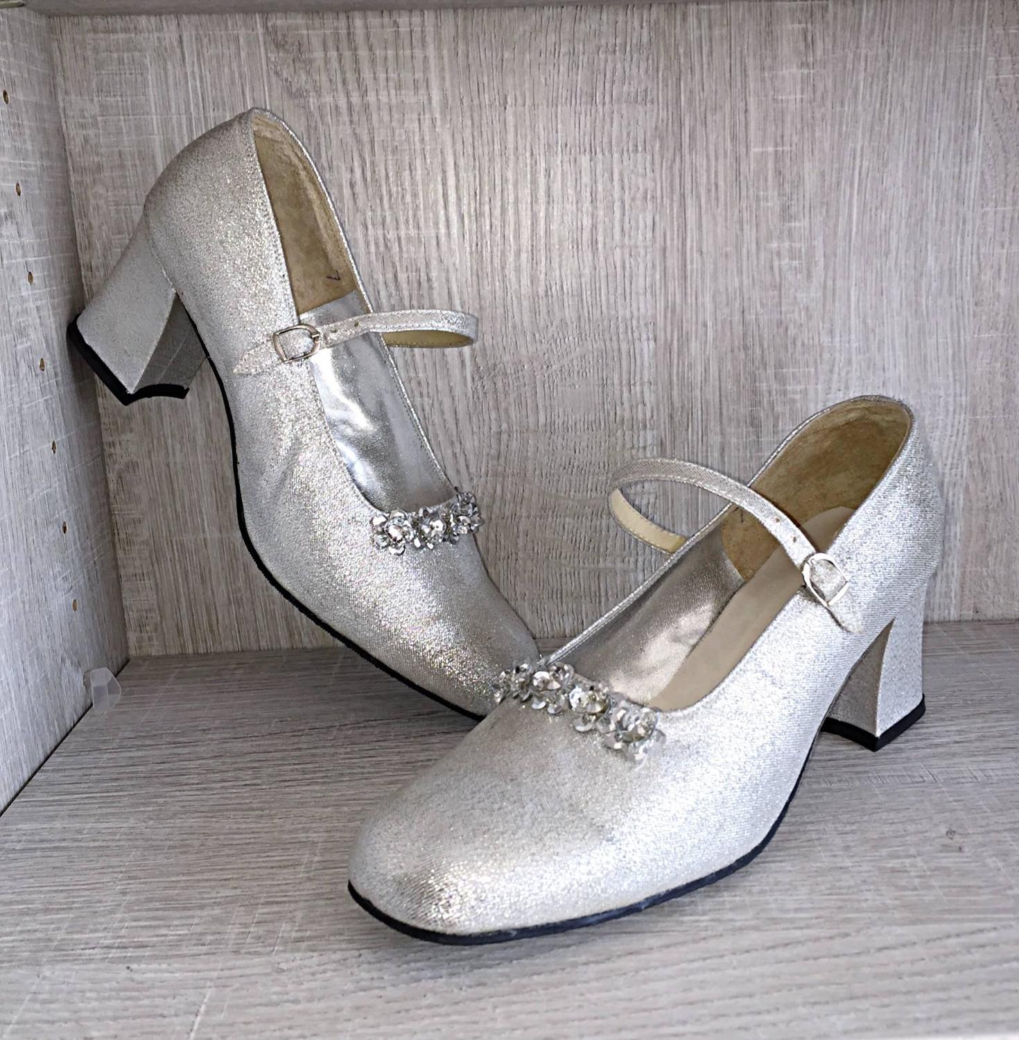 New 1960s 60s Vintage Silver Glitter Mod Babydoll Maryjane Heels Shoes ...