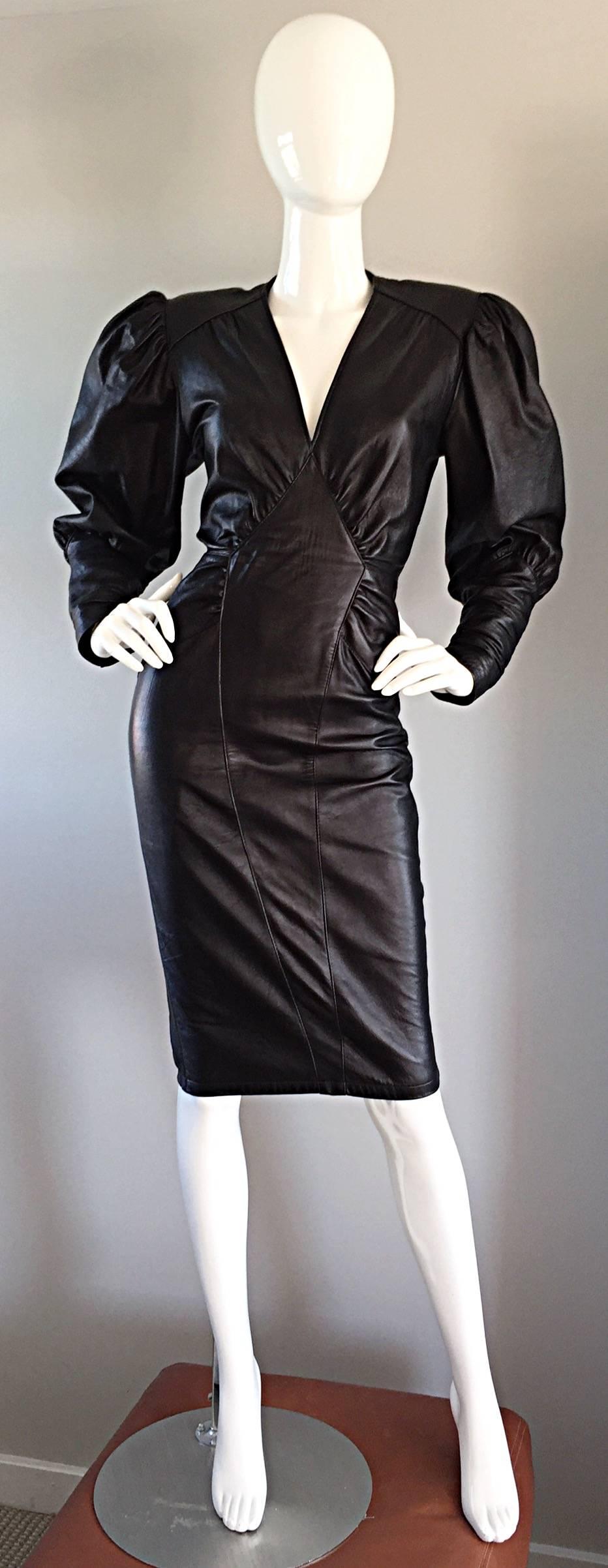 Sexy Vintage 1980s North Beach Leder 80s Body Con Avant Garde Open Back Kleid 3