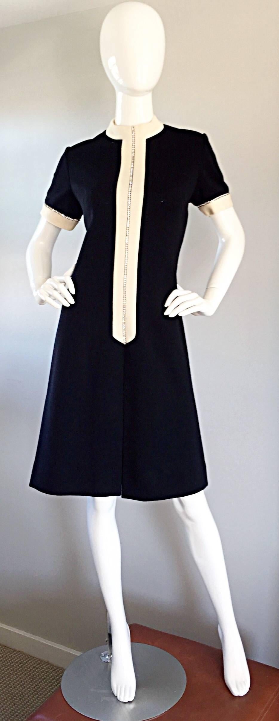 Women's Tres Chic 1960s Vintage 60s Black + Ivory Rhinestone Mod Scooter A - Line Dress