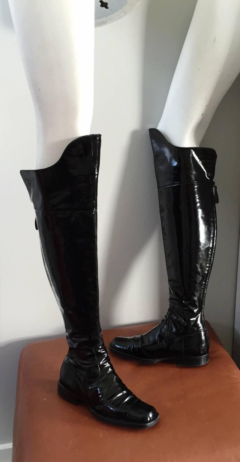 patent leather flat boot