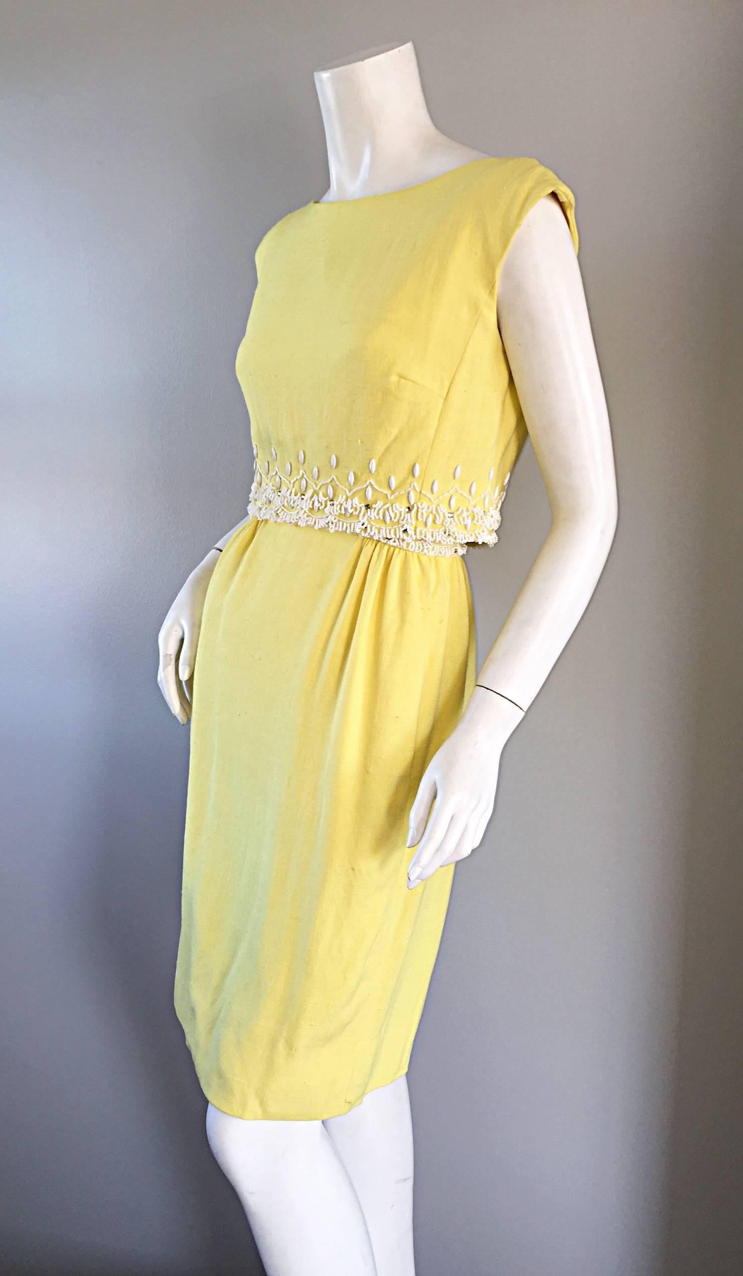 1960er Malcolm Starr Gelbes perlenbesetztes + strassbesetztes Vintage 60er Kleid und Crop Top 3