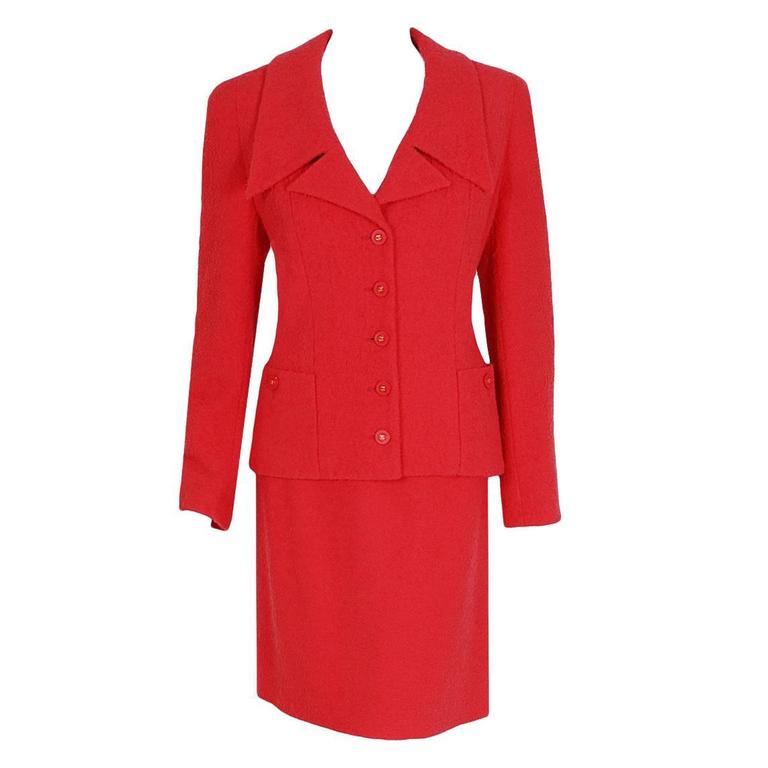 CHANEL RED WOOL SKIRT SUIT With GOLD BUTTONS SIZE 40