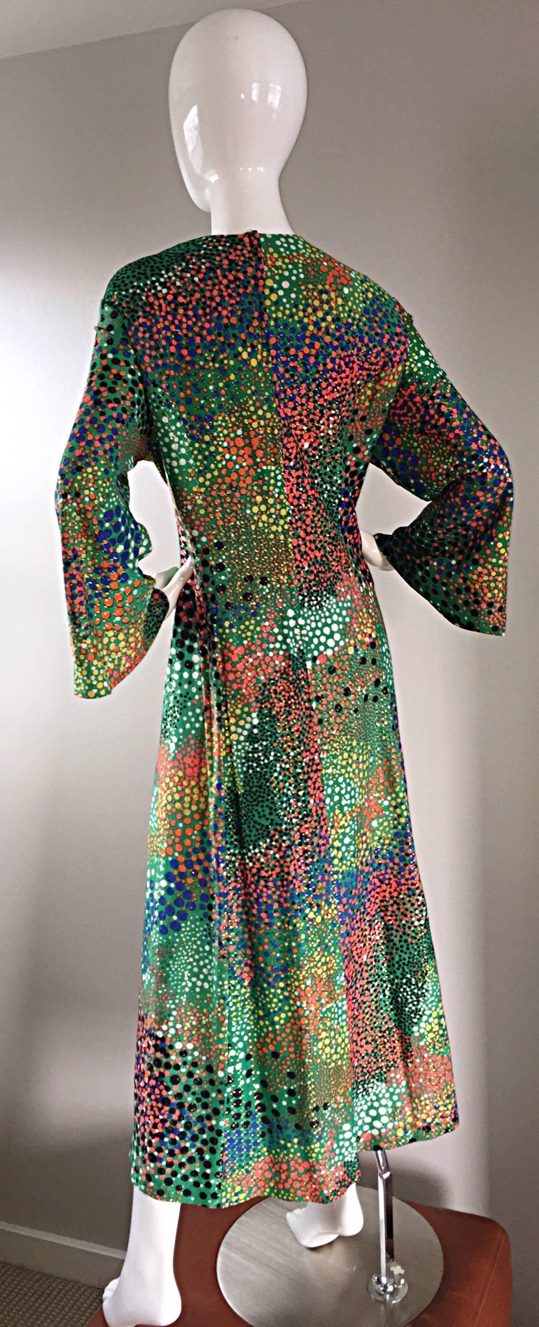 Black Amazing Vintage Ample Annie Colorful Abstract Keyhole Bell Sleeve Caftan Dress