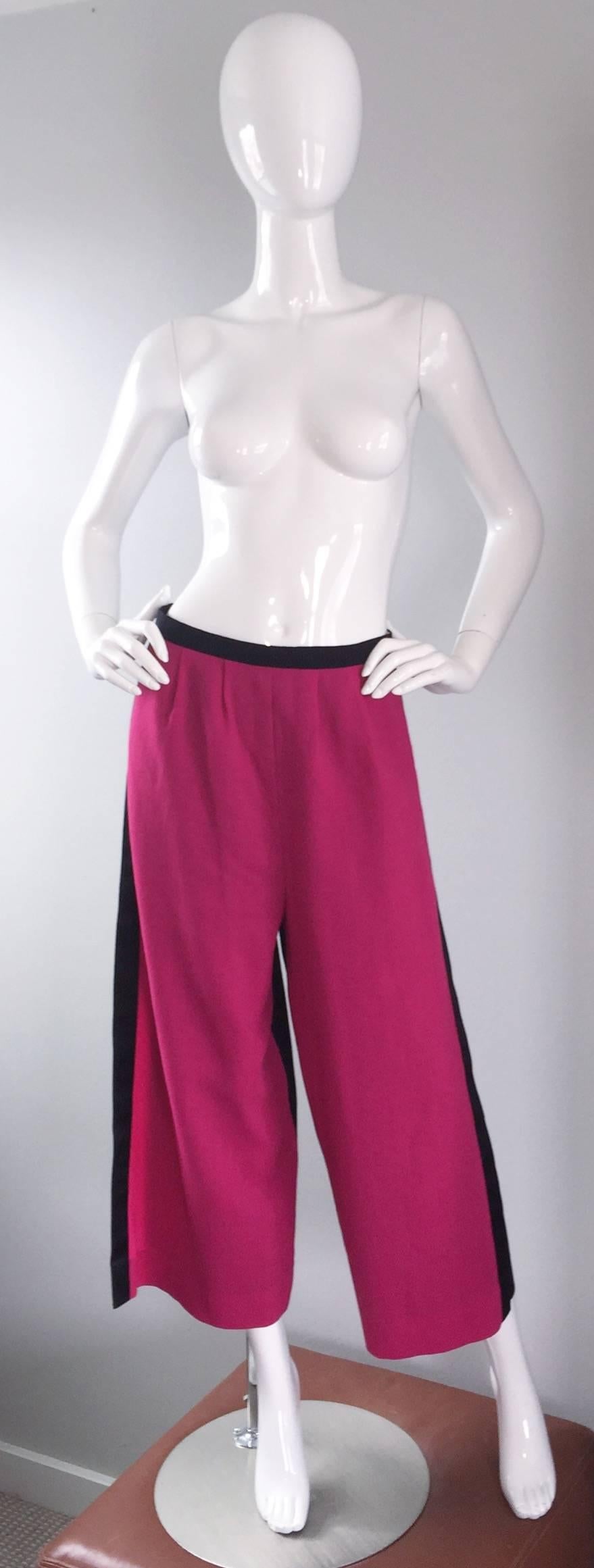 Striking Vintage Galanos Pink + Black Color Block Culottes Wide Leg Wool Pants  In Excellent Condition In San Diego, CA