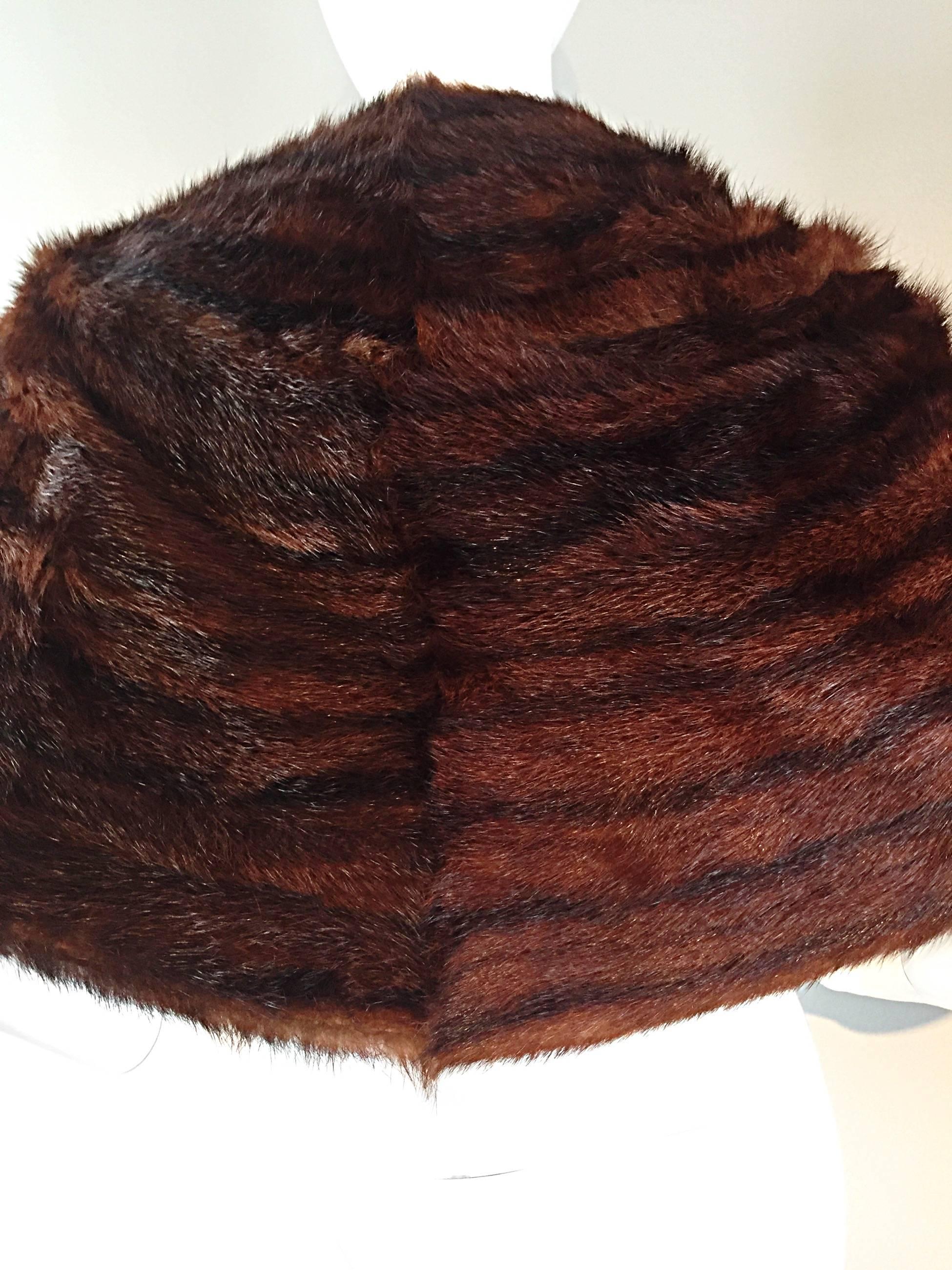 Black Beautiful 1950s 50s Vintage Beaver Fur Brown Shawl Stole Jacket