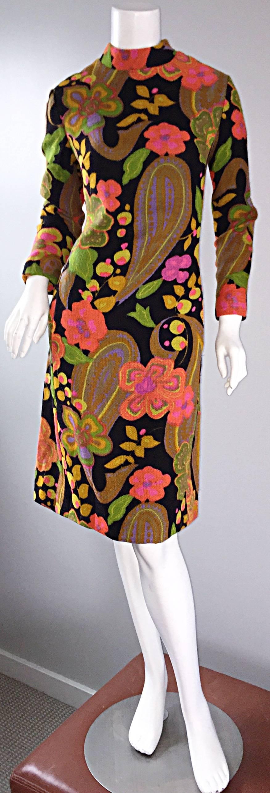 1960s 60s Psychedelic Flowers + Paisley Colorful Print Mod Retro A - Line Dress Pour femmes en vente
