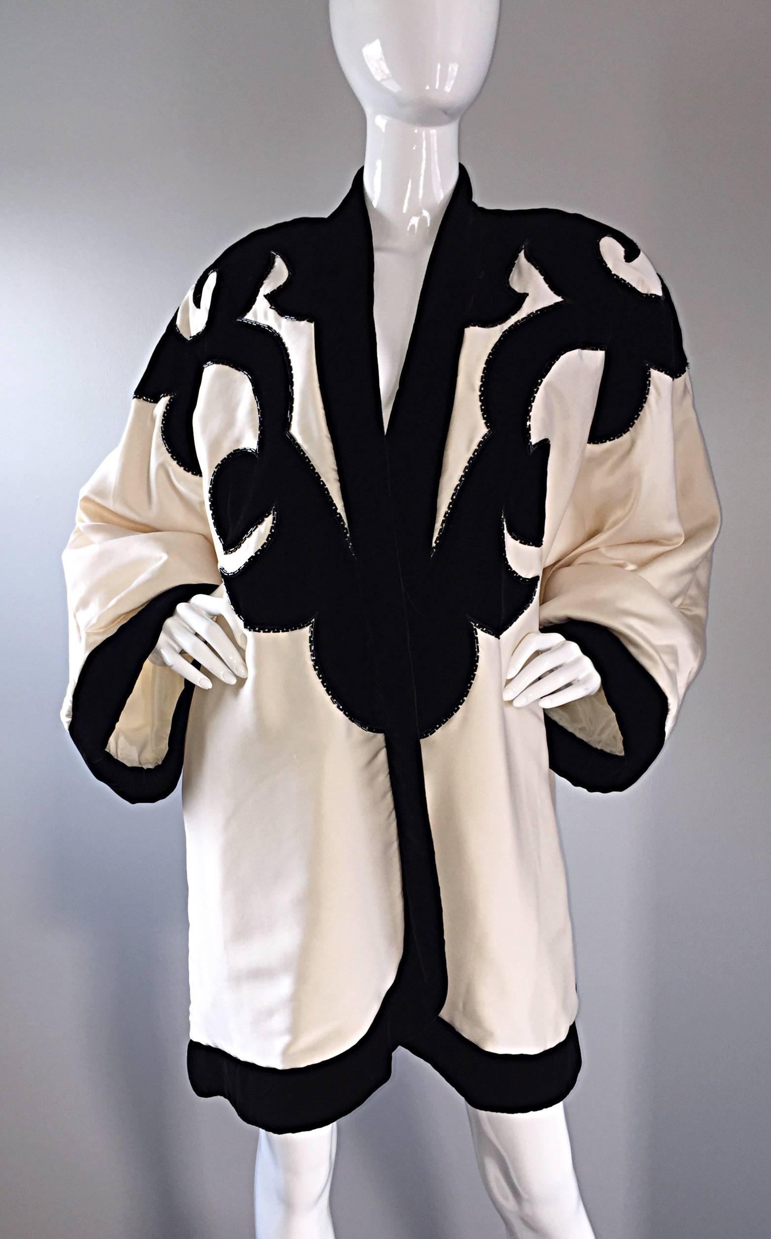 Women's Vintage Bill Tice Silk & Velvet Beaded ' Ace of Spades ' Kimono Opera Jacket 