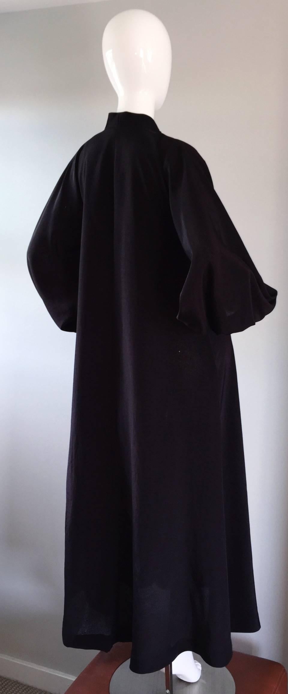 Rare Vintage Halston Black Caftan Silk Dress w/ Empire Waist & Billow Sleeves In Excellent Condition In San Diego, CA