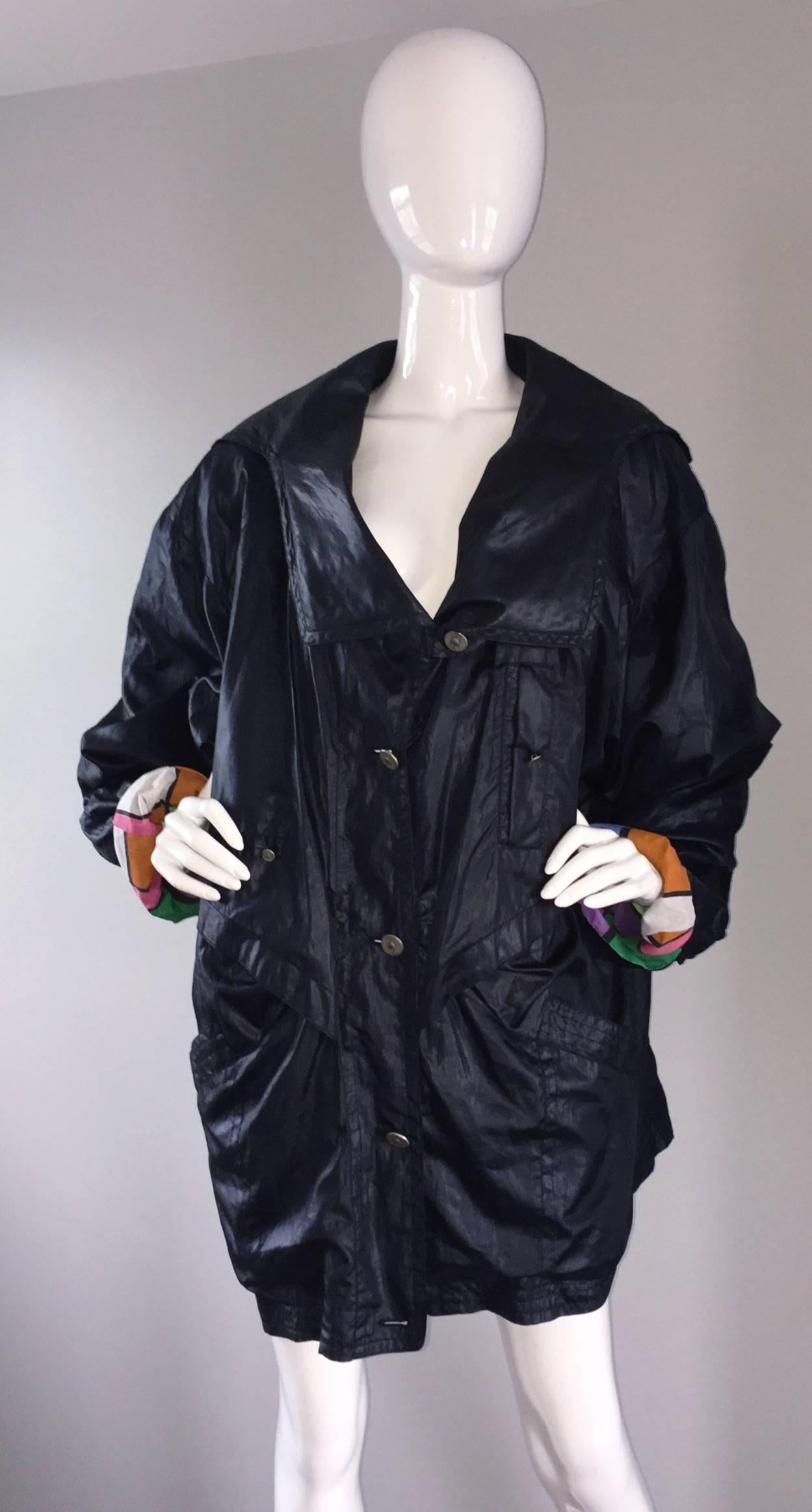 Veste de pluie/manteau à capuche vintage Jean Charles de Castelbajac des années 1990 Excellent état - En vente à San Diego, CA