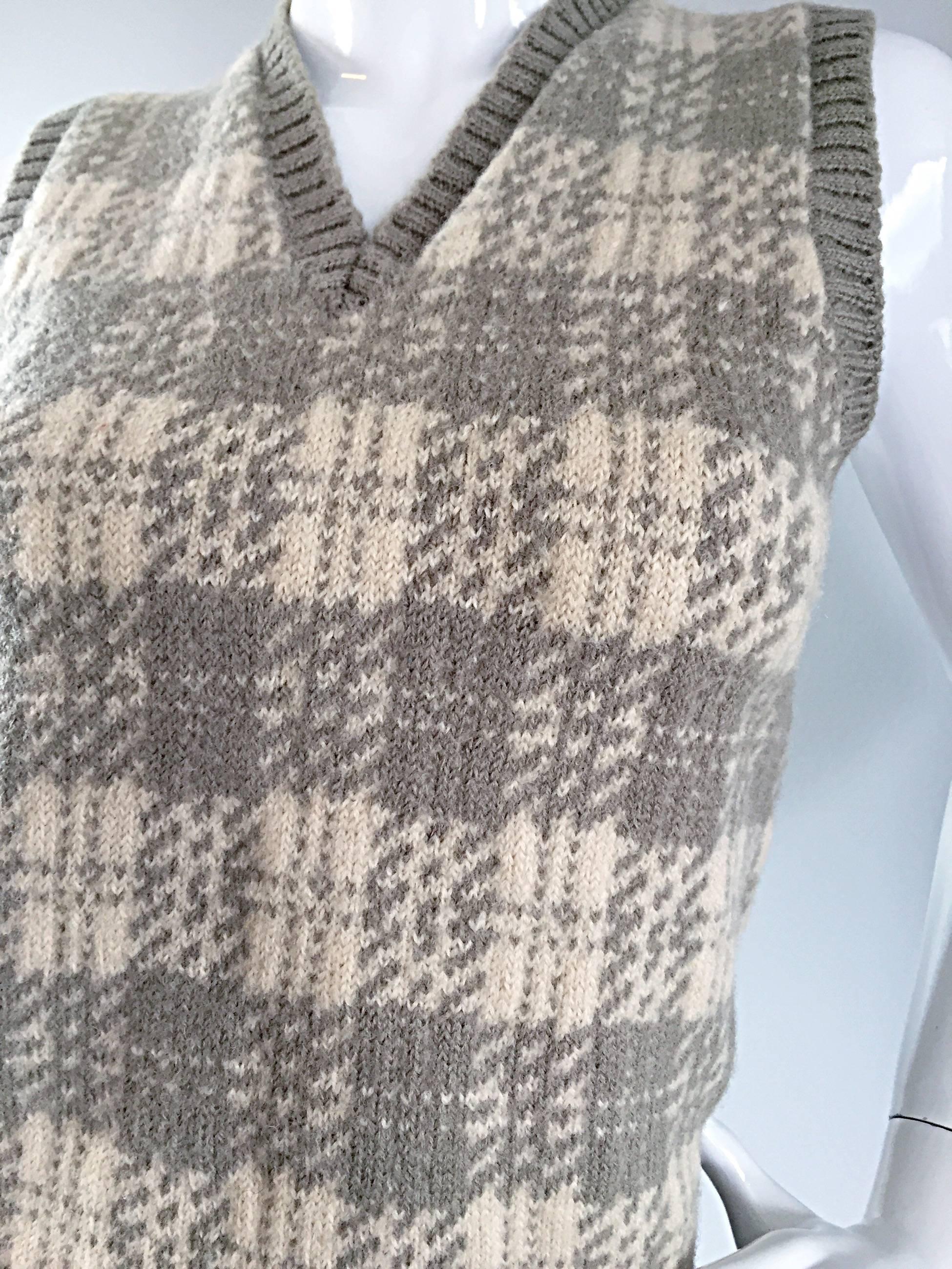 Vintage 1970s Bill Blass Tan + Ivory Plaid Mohair Wool Sweater Vest / Jumper 2