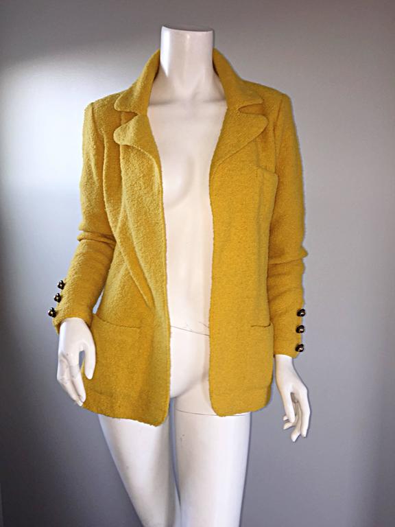 Vintage Adolfo 1970s Mustard Yellow Knit Blazer 70s Fitted Sweater Jacket For Sale at 1stDibs