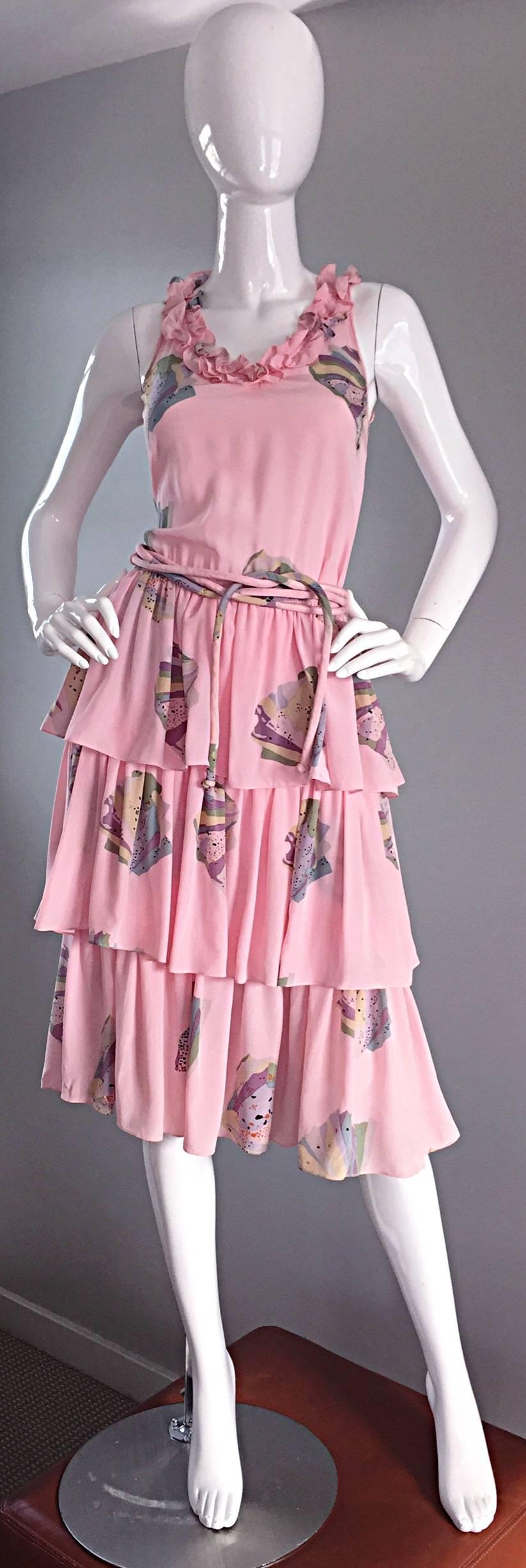 Vintage Mary McFadden Light Pink ' Fan ' Print Ruffle Tiered Silk Dress w/ Belt In Excellent Condition For Sale In San Diego, CA