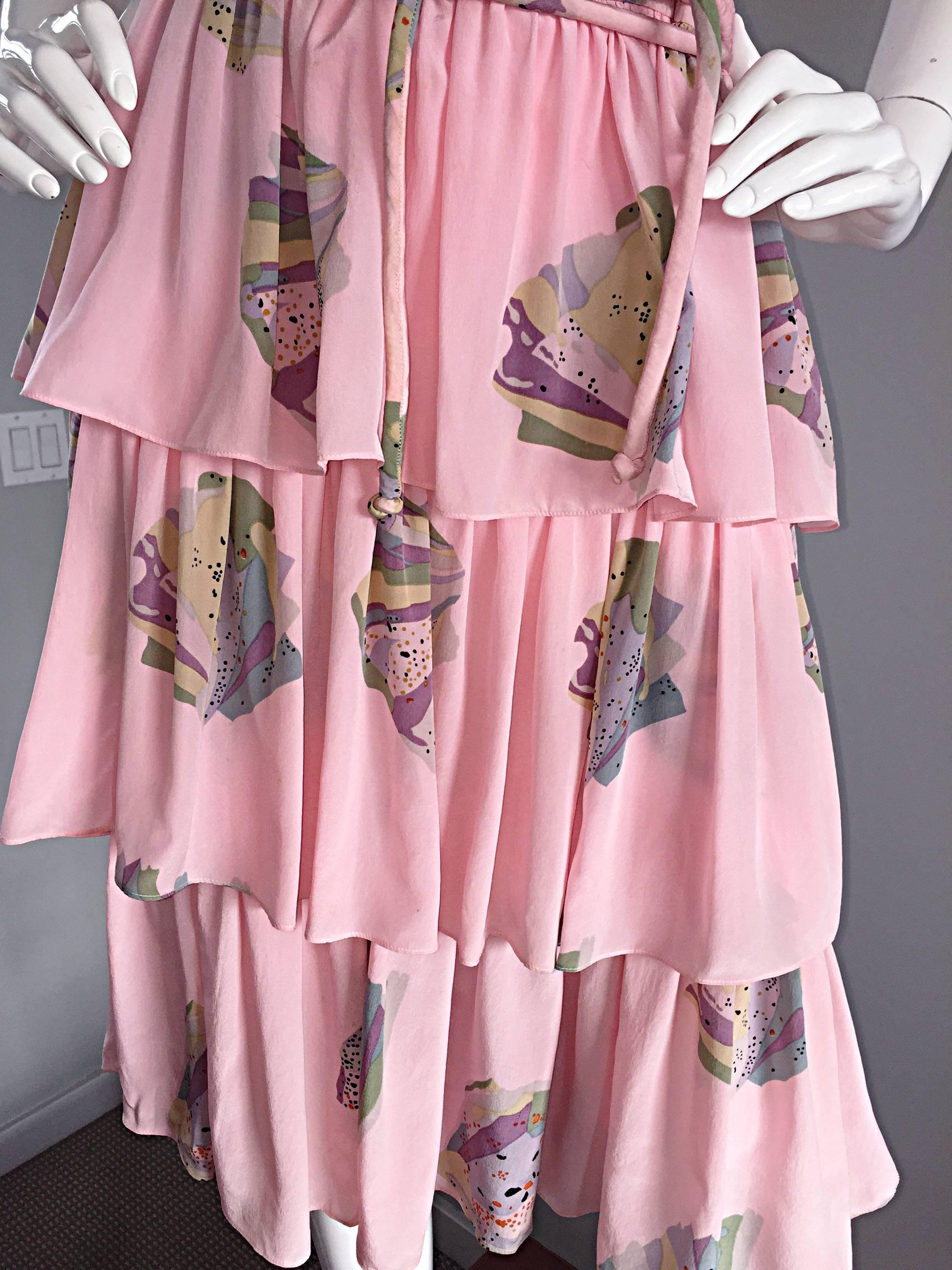 Vintage Mary McFadden Light Pink ' Fan ' Print Ruffle Tiered Silk Dress w/ Belt For Sale 3