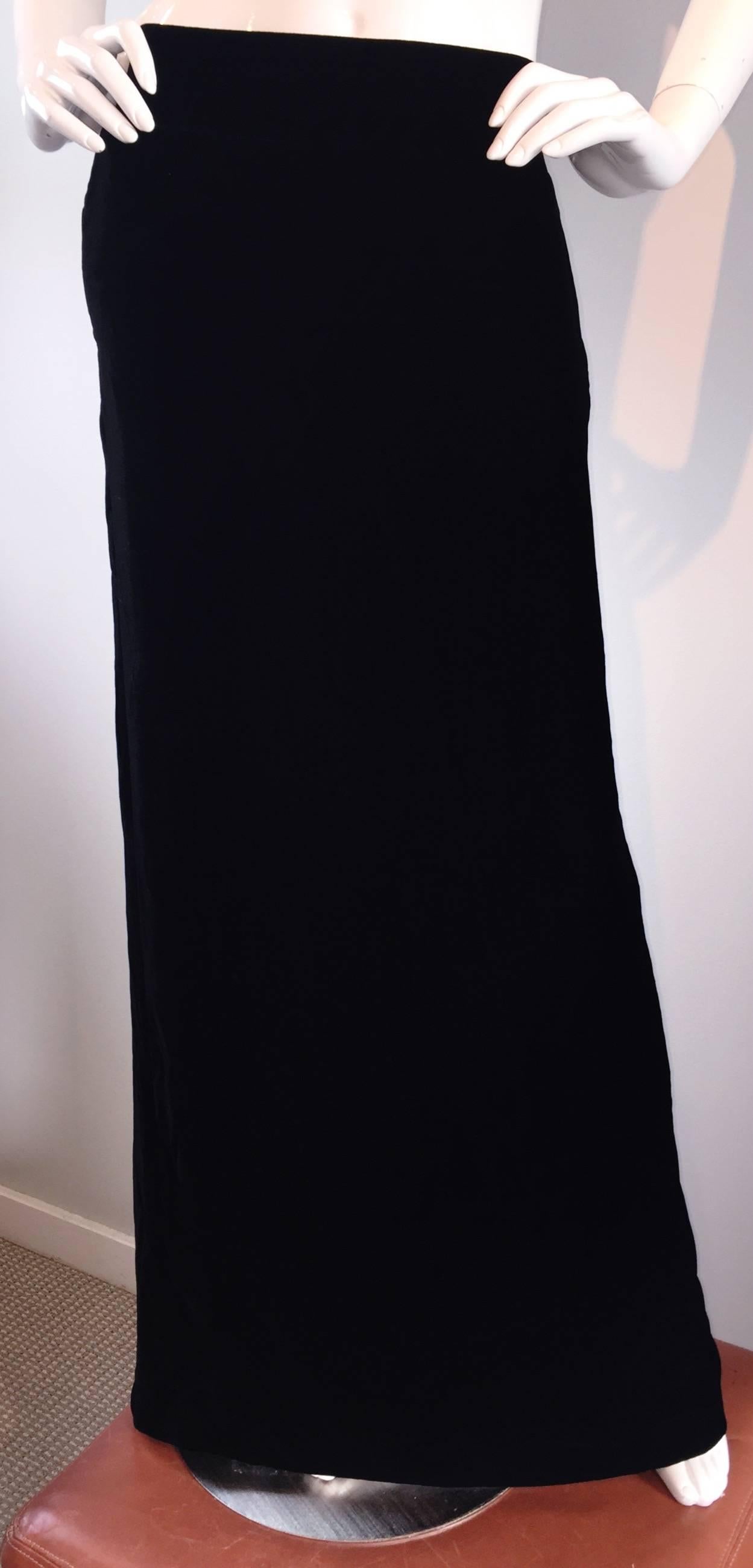 Women's Tom Ford for Gucci Black Silk Velvet 1990s 90s Vintage Full Length Maxi Skirt