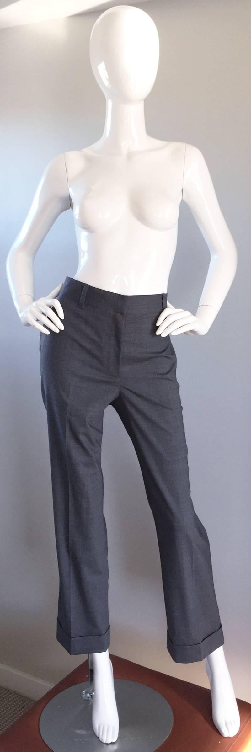 Reed Krakoff - Robe-culotte courte en laine légère RK grise caractéristique Excellent état - En vente à San Diego, CA