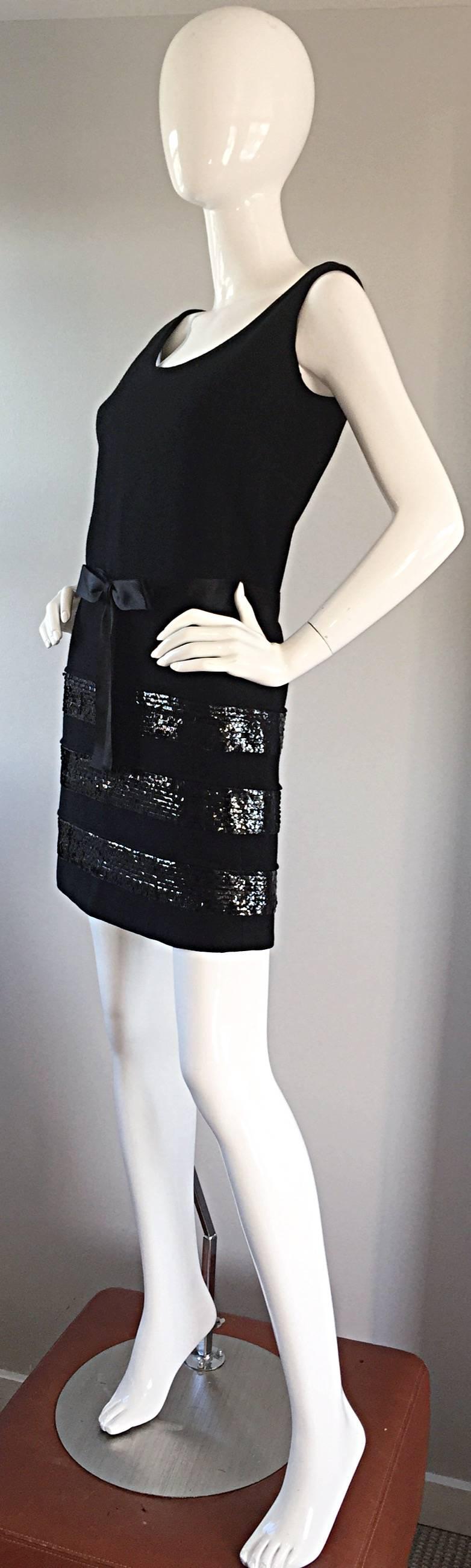 1960s Chester Weinberg Chic Vintage Black Wool + Sequins 60s Shift Dress w/ Bow For Sale 2