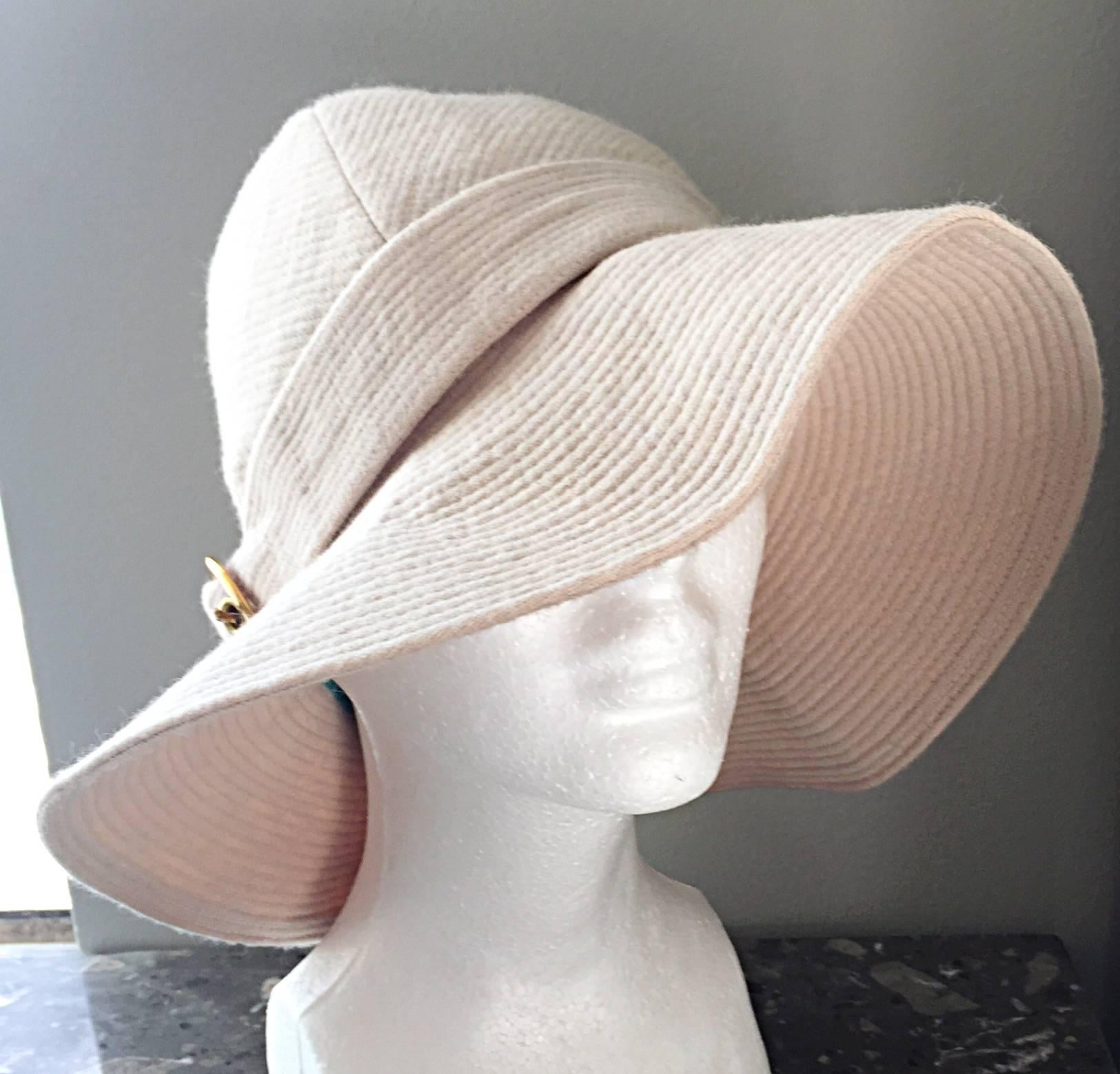 
Amazing, and rare iconic vintage YSL hat, from the 1968 
