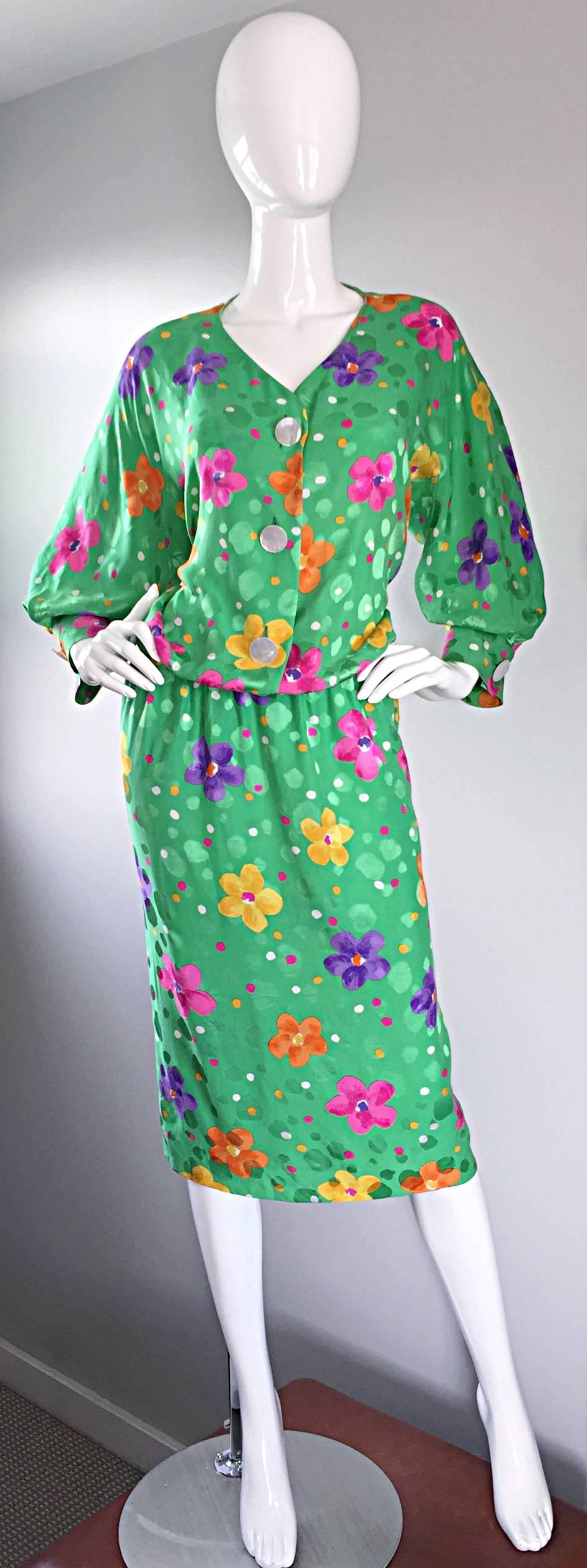 Beautiful Vintage Akris Green Silk Dress w/ Colorful Flower Print Size 14 / 46  5